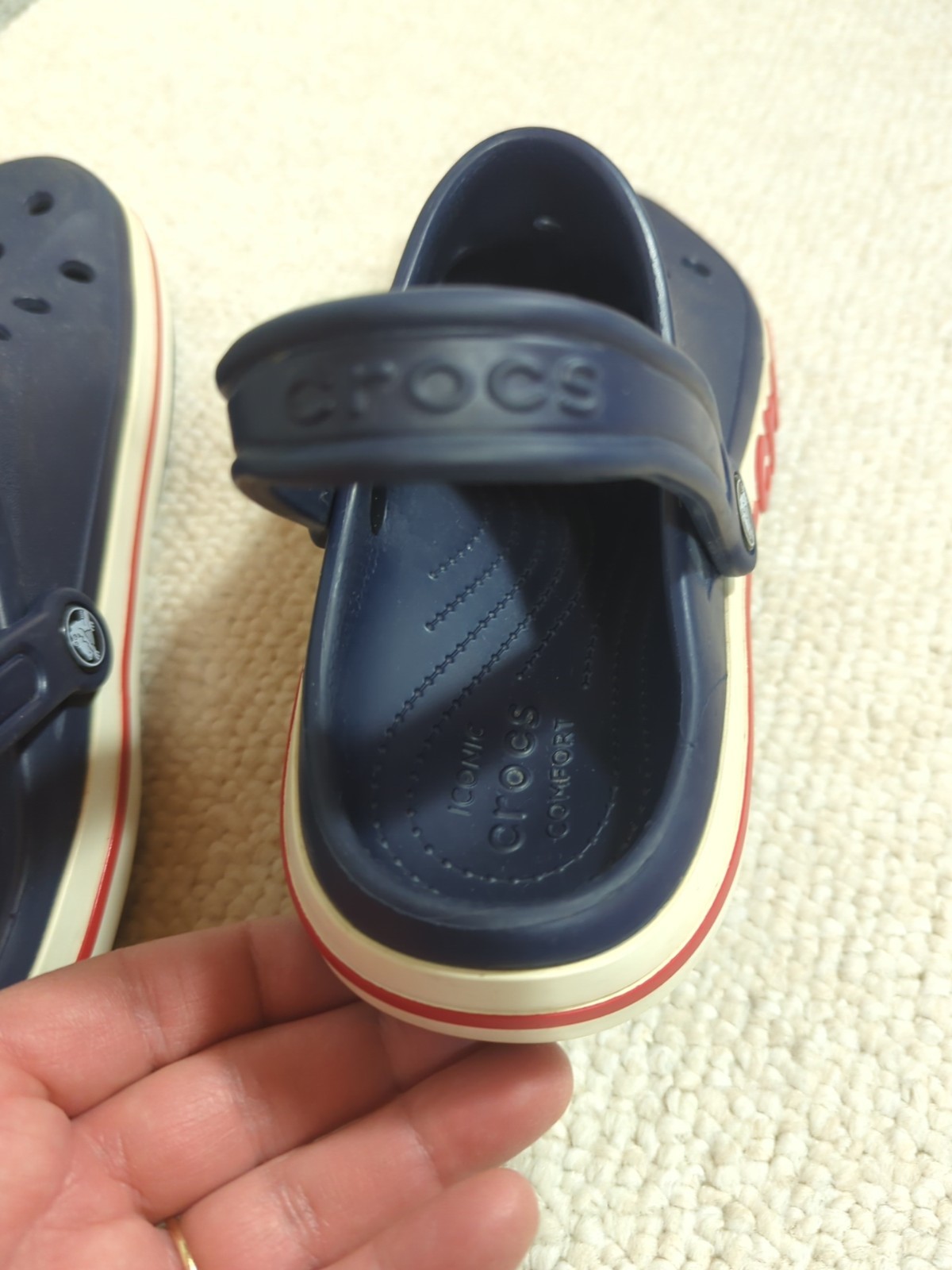 Crocs Crocband Clogs Blue White Red Stripe Women’s 9 Standard Fit Shoes
