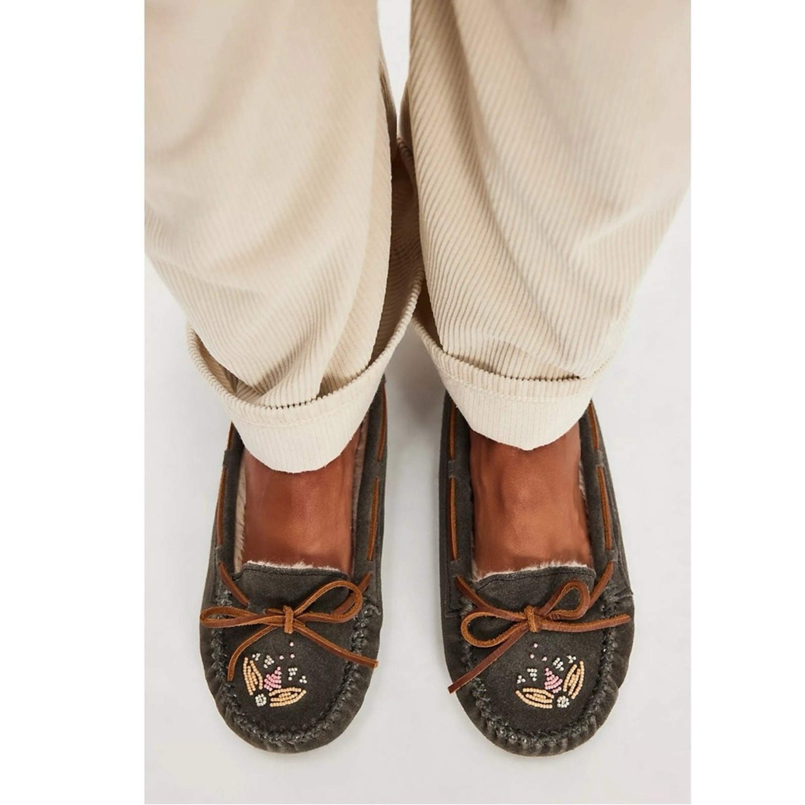 Free People Minnetonka Beaded Leather Ayashe Moccasins 10 NWT Western Bohemian