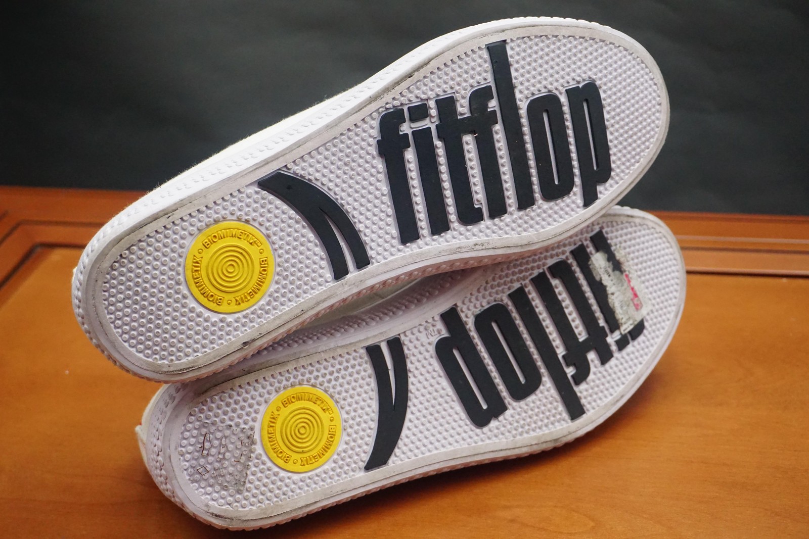 FitFlop Canvas Slip-On Loafers Womens Size 9 US White Canvas Lined Casual Shoes