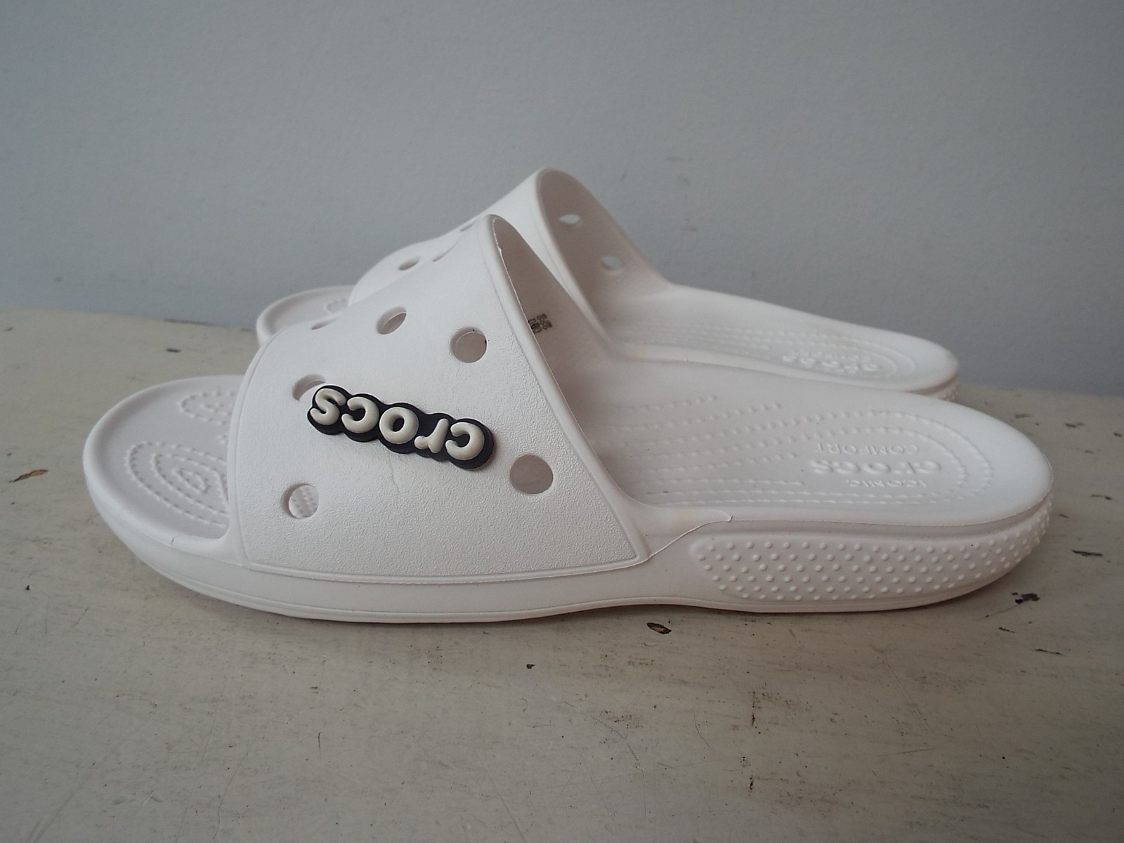 Crocs Classic Baya II Slides White Size Mens 5 / Womens 7