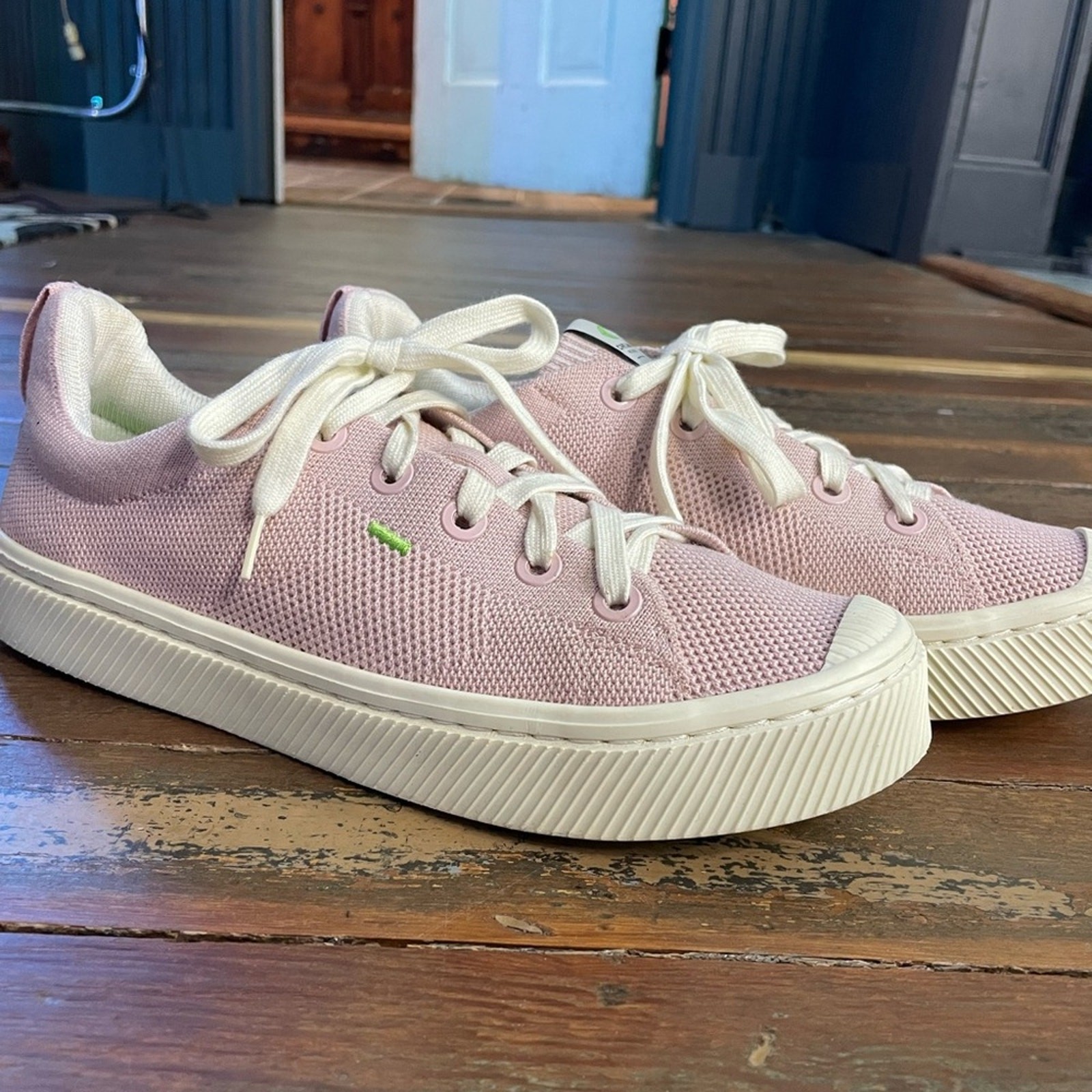 Cariuma IBI Low Knit Sneakers in Rose Eco Sustainable Comfort M~8 W~9.5 🧡🎀
