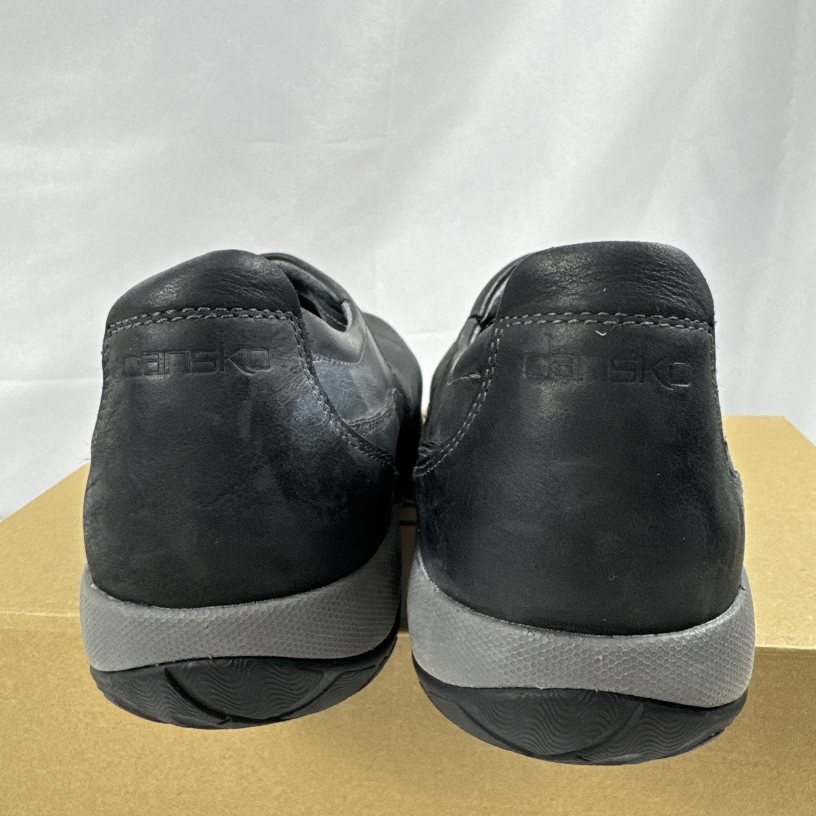 Dansko Patti Women’s EU 41 Nubuck Waterproof Shoes Slip On Black Vibram