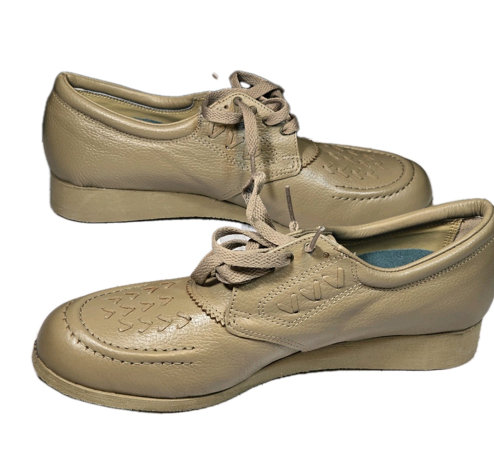 👟 **NEW Drew Shoes 3A Walking Sneaker Womens 8.5 Tan Faux Leather! NARROW FIT!