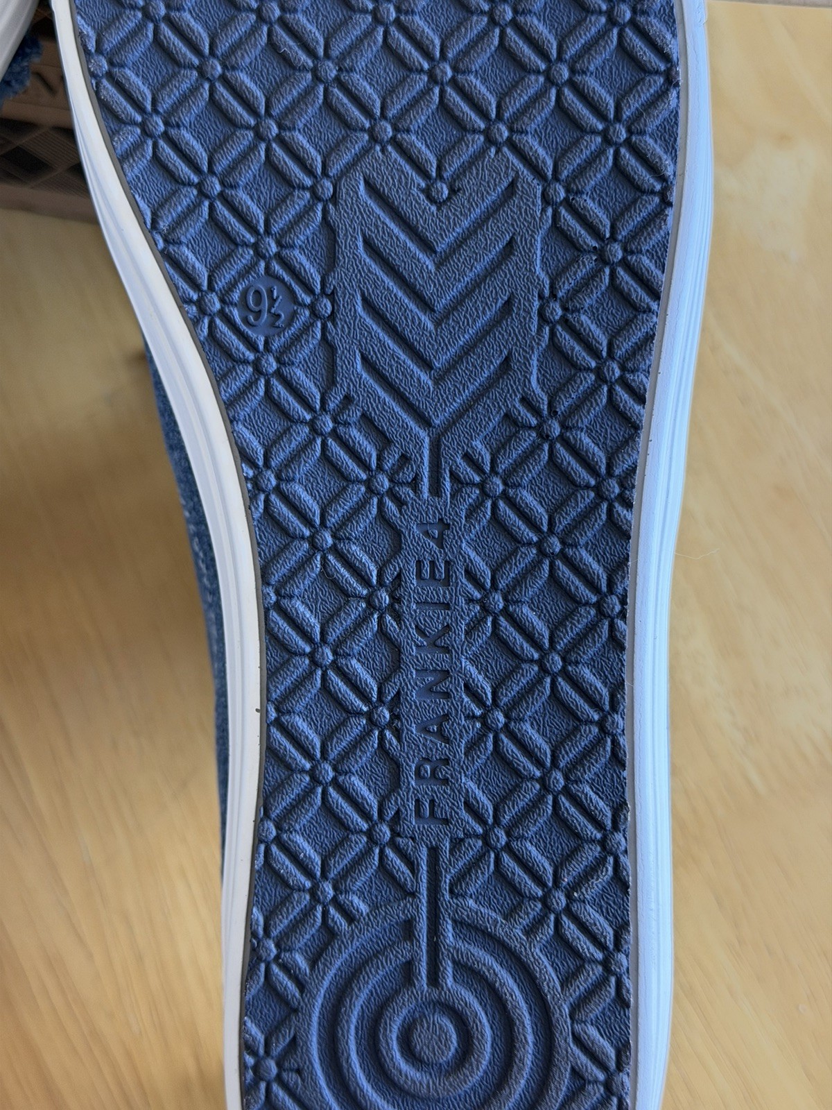 Frankie4 Nat III Denim Canvas Sneakers – UK 7 / US 9.5
