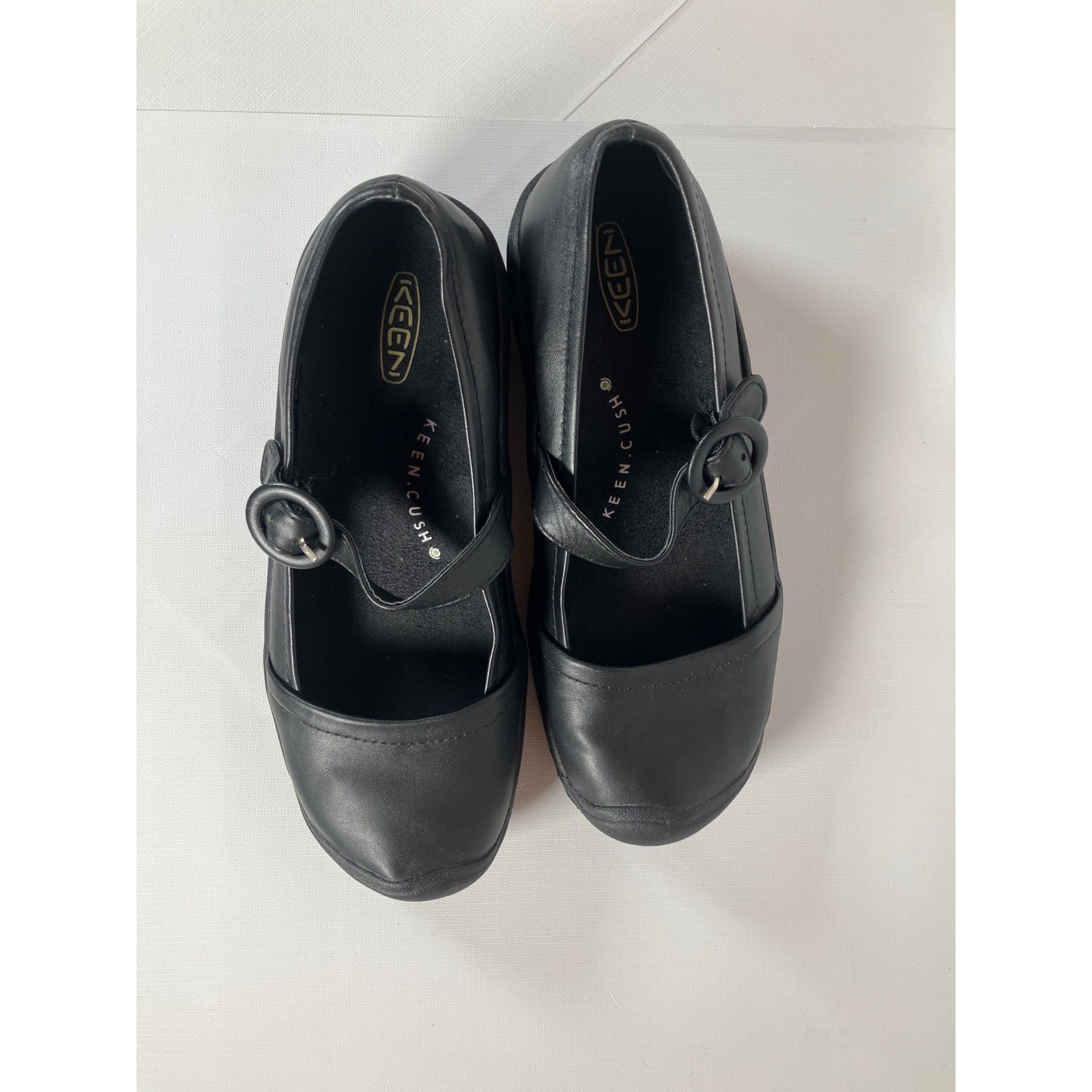 Keen Women 6 Black Leather Mary Jane Slip Resistant Work Shoes 5368-BLCK Cush