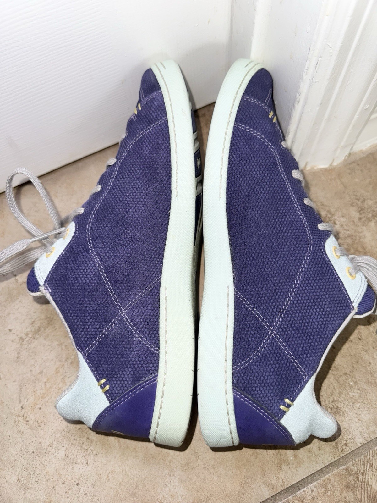 Ahnu Noe Womens SIZE 9 Blue Textured Suede Leather Casual Sneakers Shoes