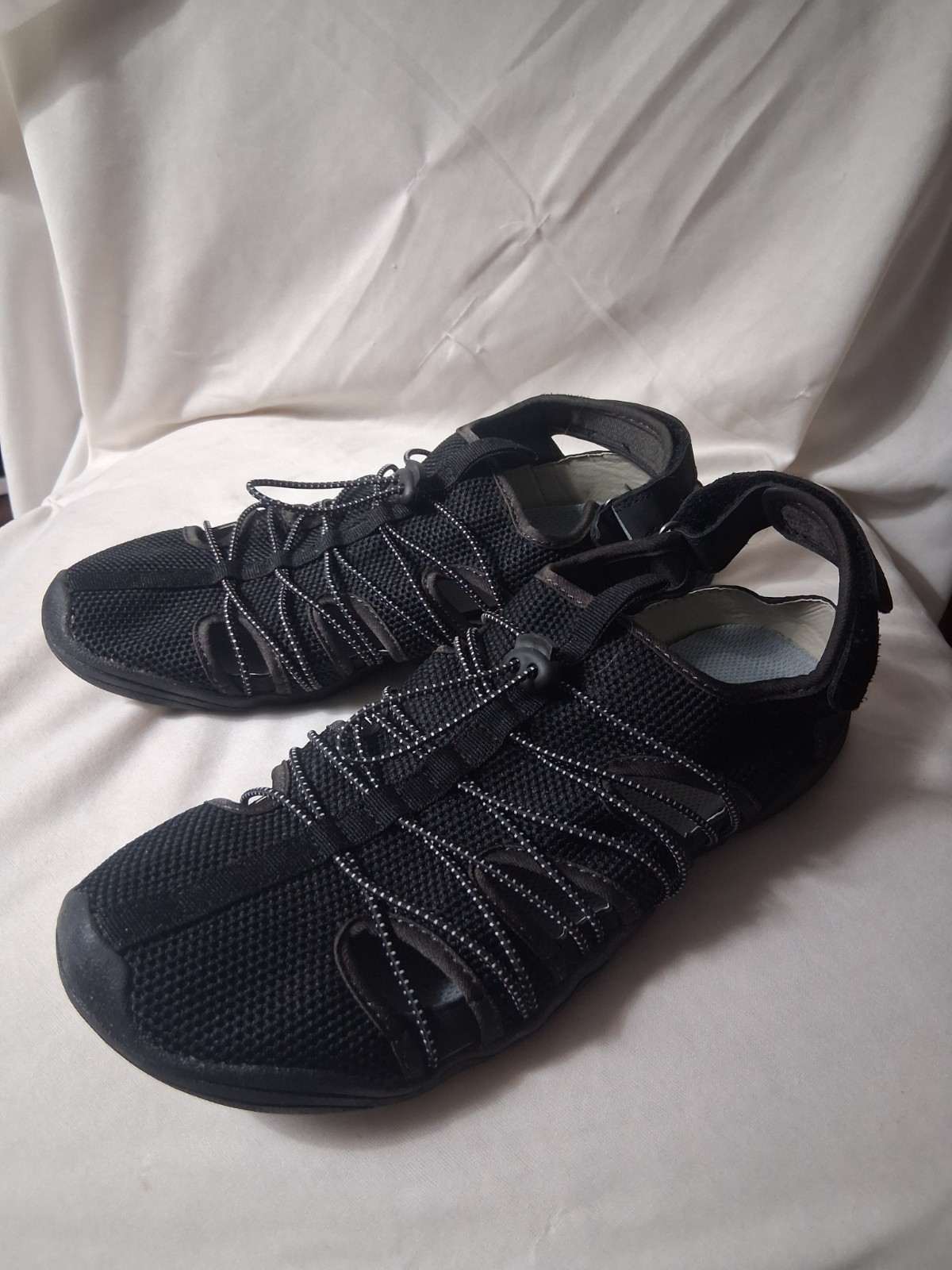 JSport by Jambu Newton black water-ready fisherman sandals Sz9