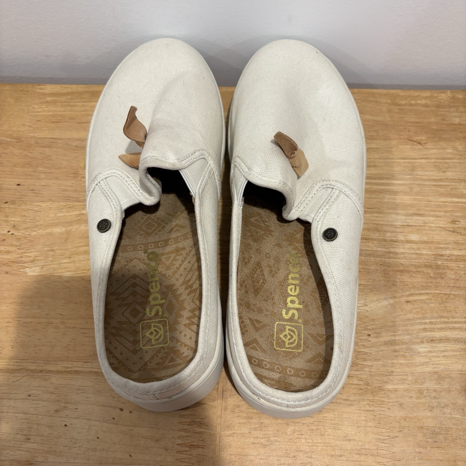 Spenco Audrey Canvas Slide Mules Slip On Women’s Size 8.5 D Beige Bows