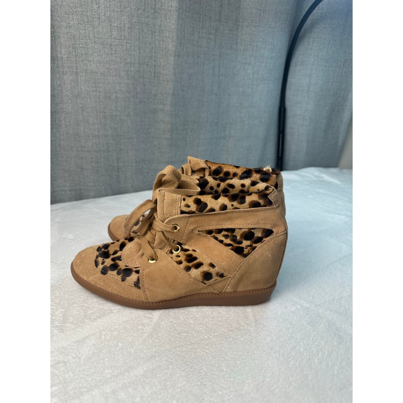 Schutz Pony Hair Camurcao Sunkiss Wedge Heeled Sneaker Size 9 EUC
