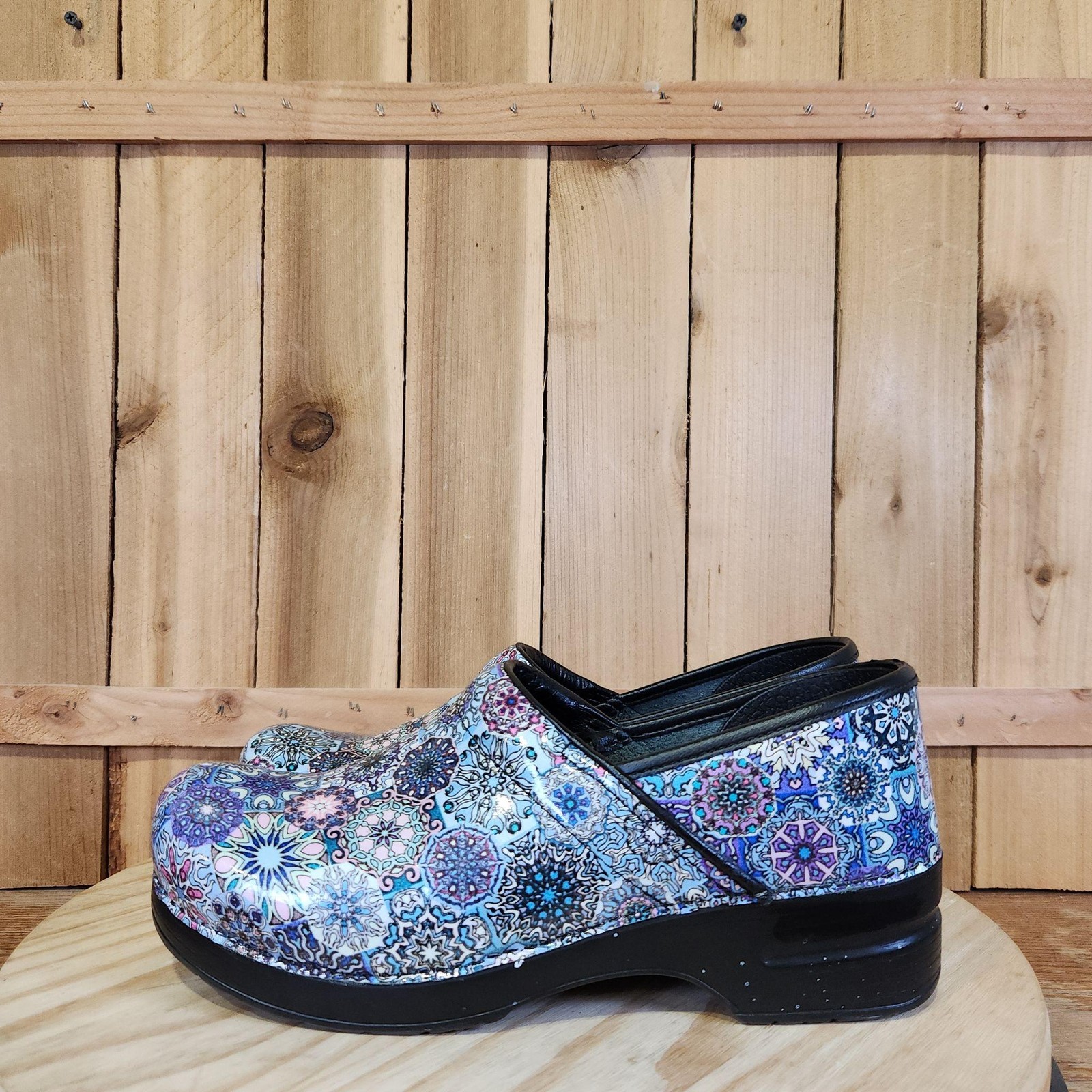 Dansko Clogs Shoes Womens 12 42 Multicolor Patent Geometric Slip Resistant Work