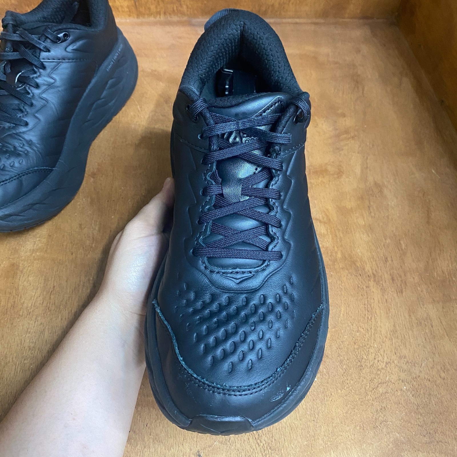 Hoka One One Bondi SR Shoes Womens Size 11 Black Oil Slip Resistant 1110521 BBLC