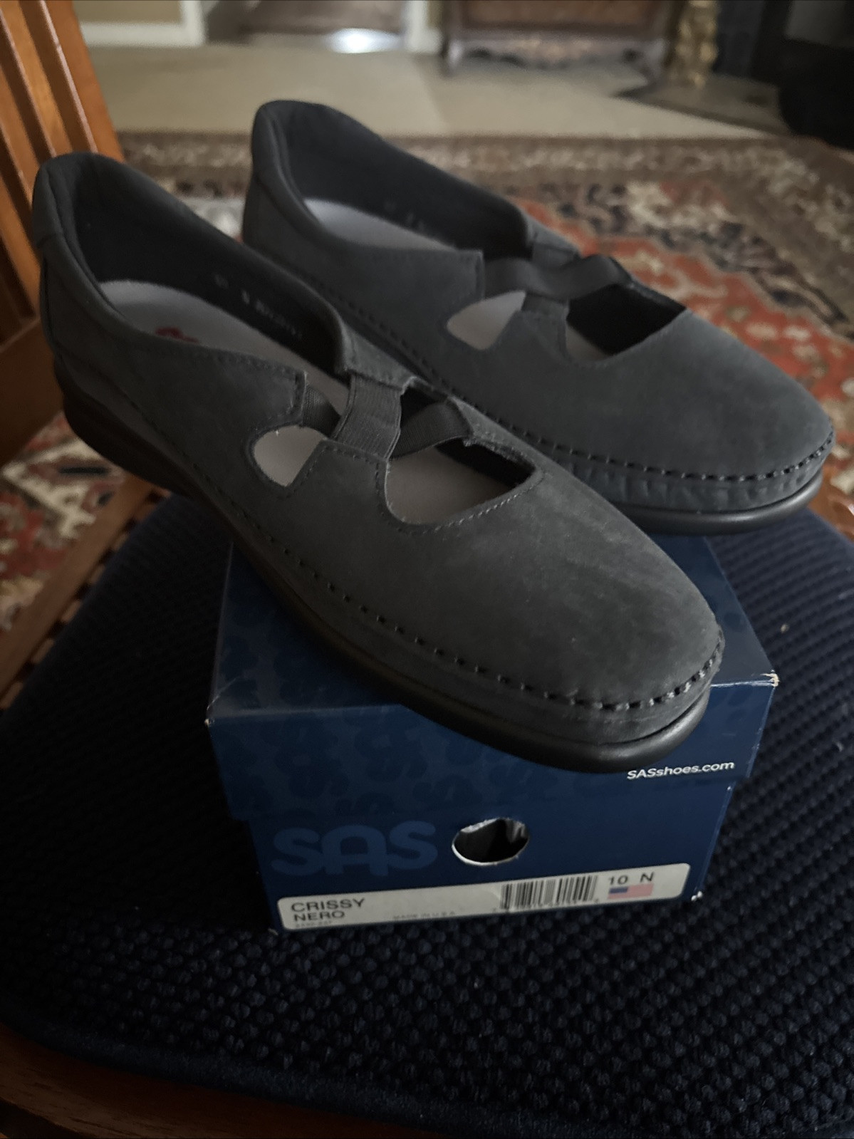 New In Box SAS Crissy Womens Size 10N Narrow Width Nero Leather Slip On Loafers