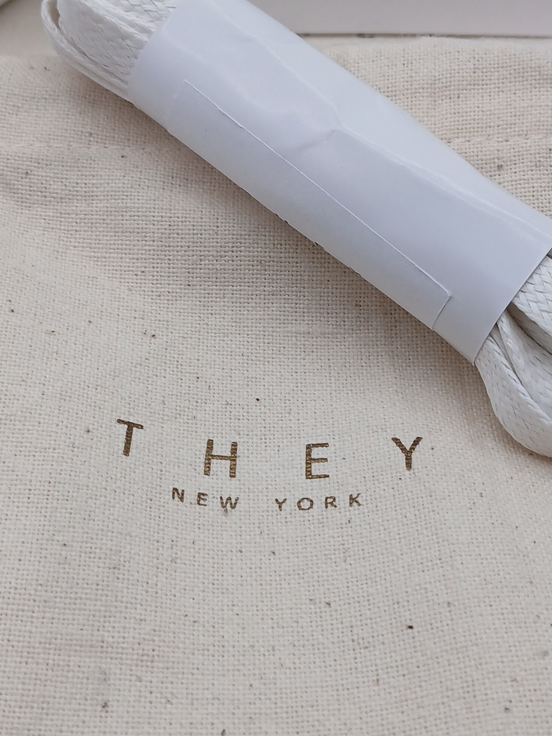 THEY NEW YORK triangle low nappa white/beige leather shoes unisex size 5