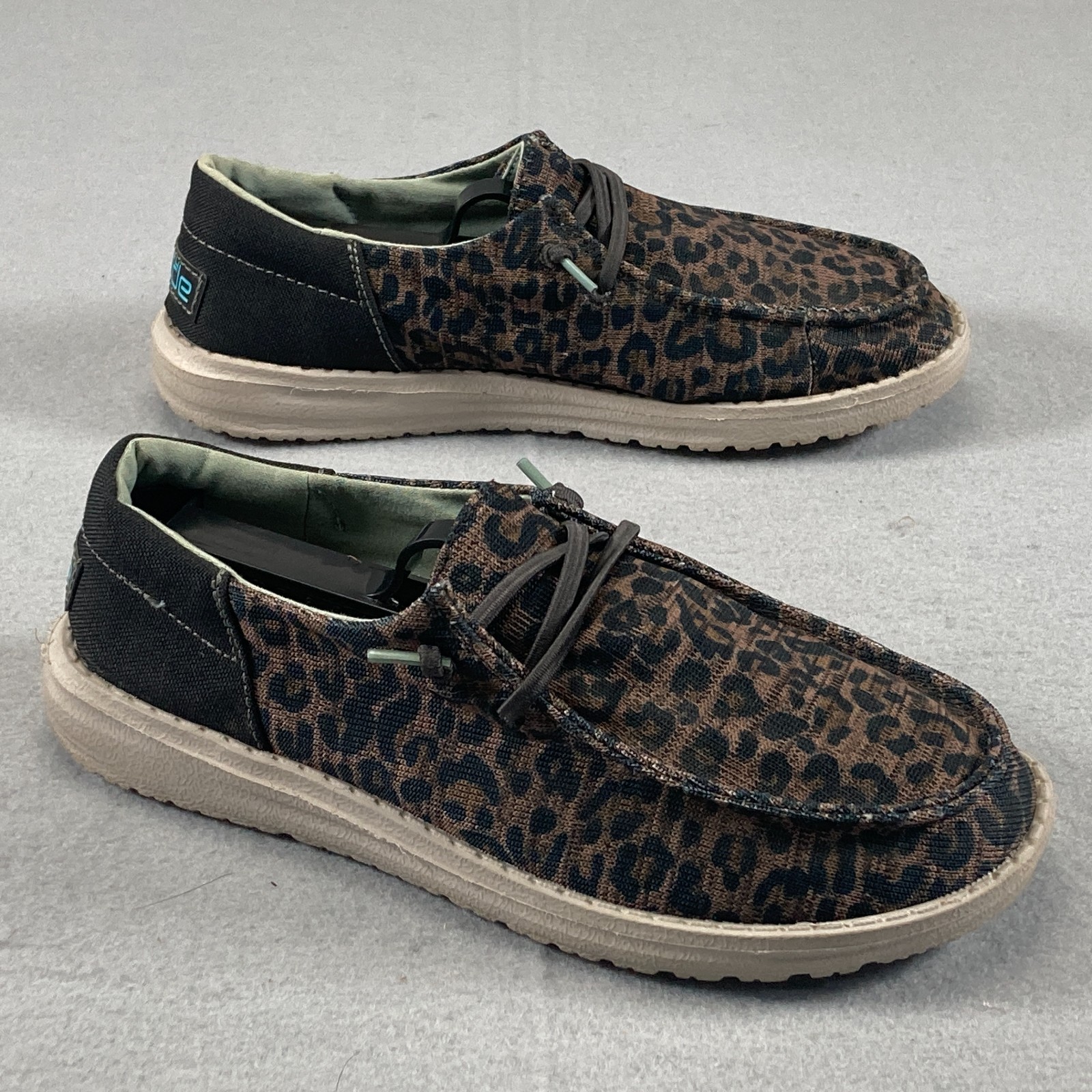 Hey Dude Wendy Sox Shoes Womens 7 Leo Brown Leapord Boat Loafer Moc Toe Slip-on