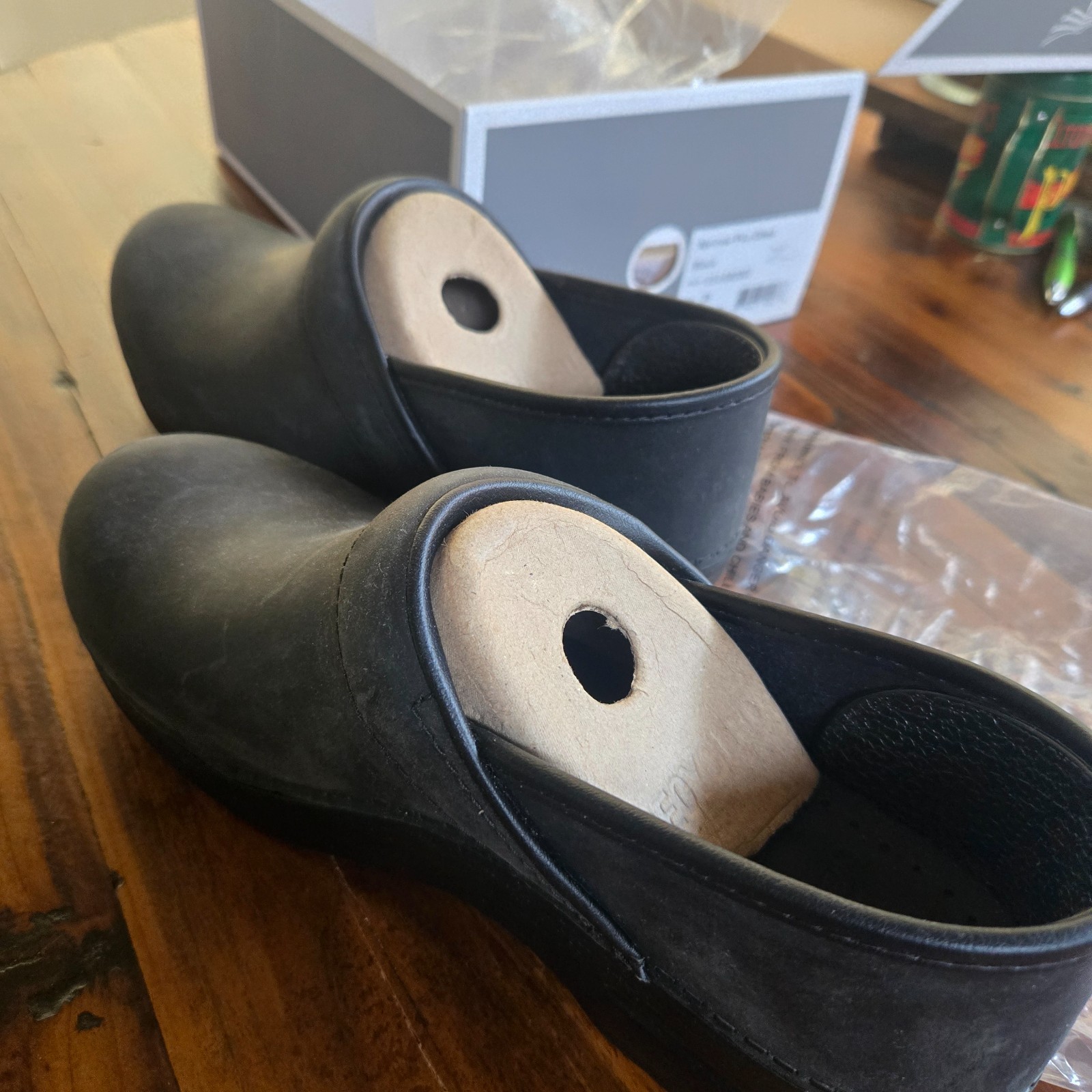 Dansko Professional Black Leather Clogs Size 39 / US 8.5-9 Womens /Narrow width