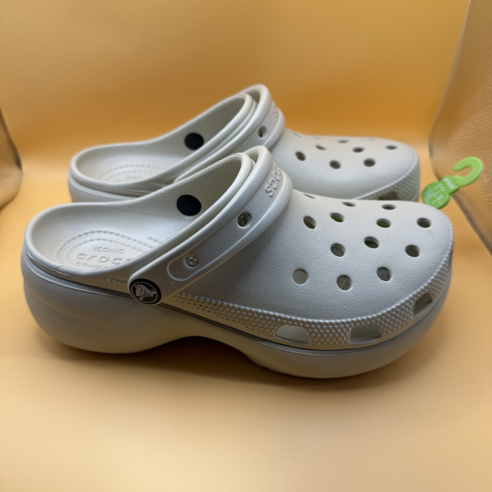 Crocs Women’s Classic Platform Clog Holds 26 Jibbitz™ Size 7 Women’s NIB