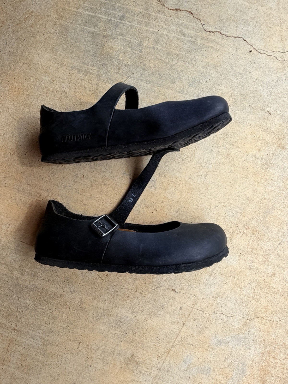 Birkenstock 39 Montova Black 100% Leather