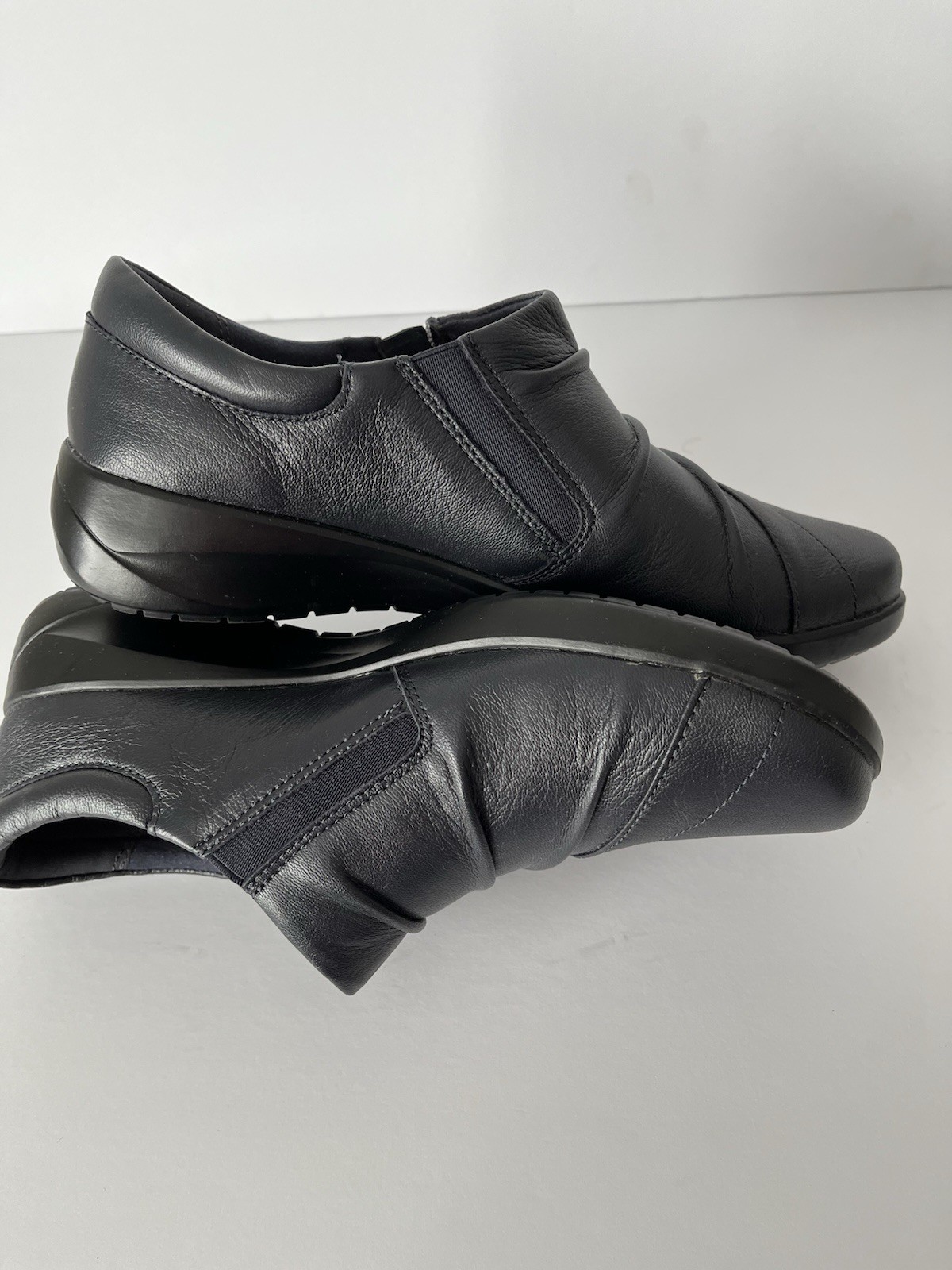 Clark’s Collection Black Size 8 Ladies Slip On Side Zipper Comfortable