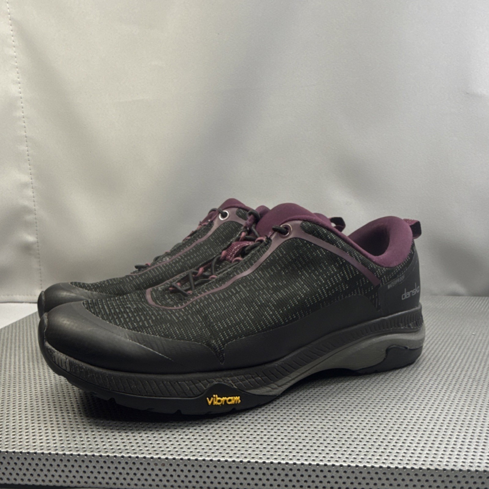 Dansko Women’s 38 7.5 Black Purple Waterproof Makayla Sneakers shoes 4715470240