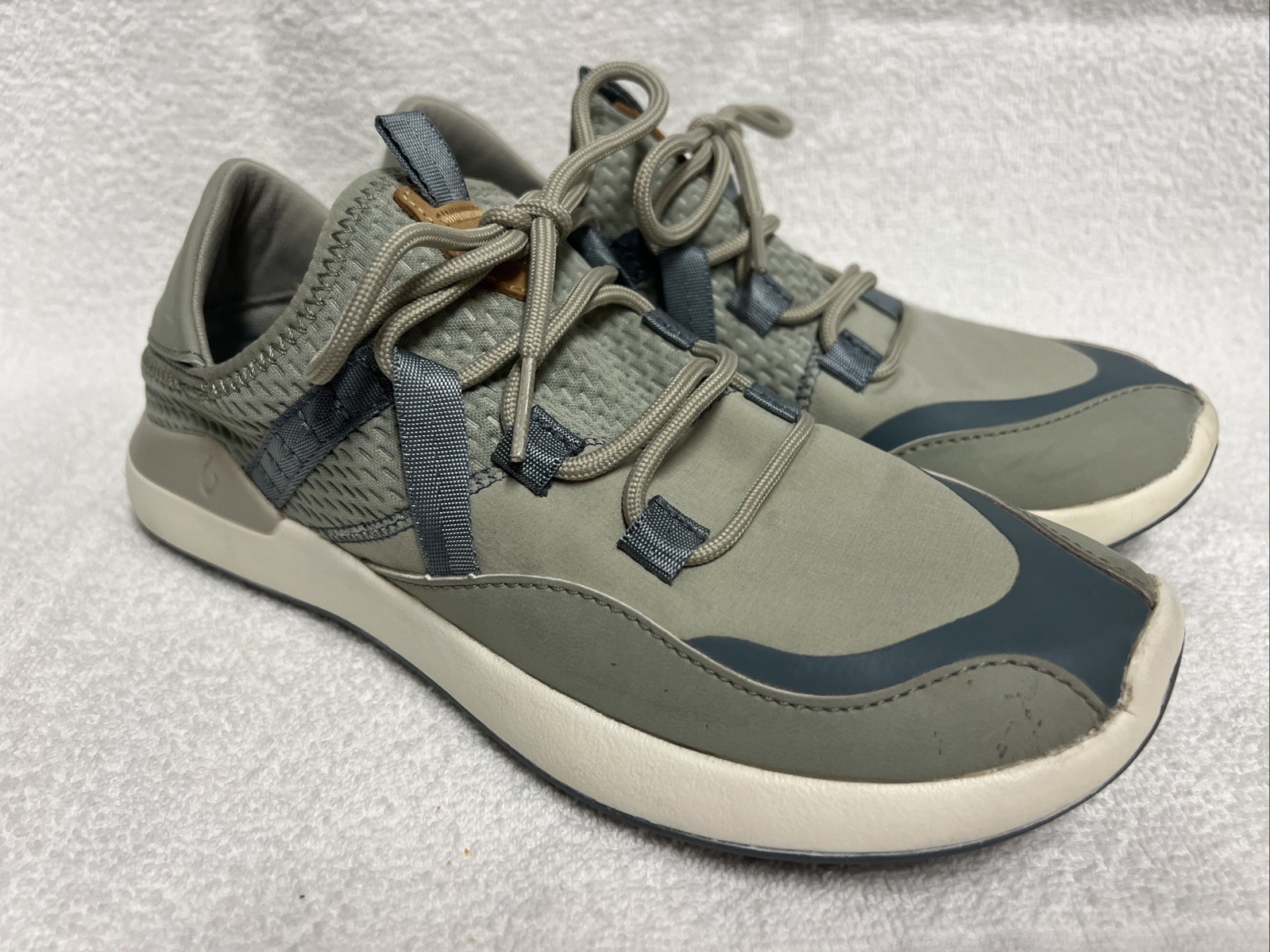 OluKai Kawela Women’s Breathable Golf Shoes Size 7 Sage Dusk