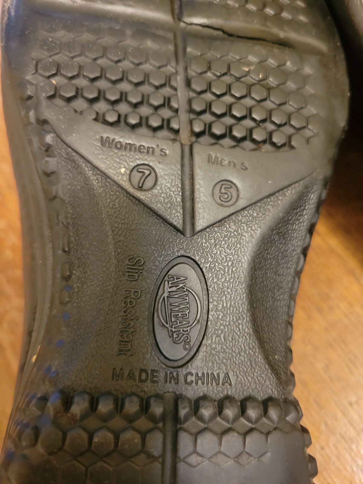 Anywear Clogs, Nursing Clogs for Women & Men Size W7, M5 Black