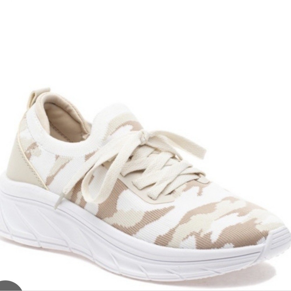 Urban Sports “Hattie” Shoes By J/Slides, Size 8 Wide, Camo Beige, White, NEW!