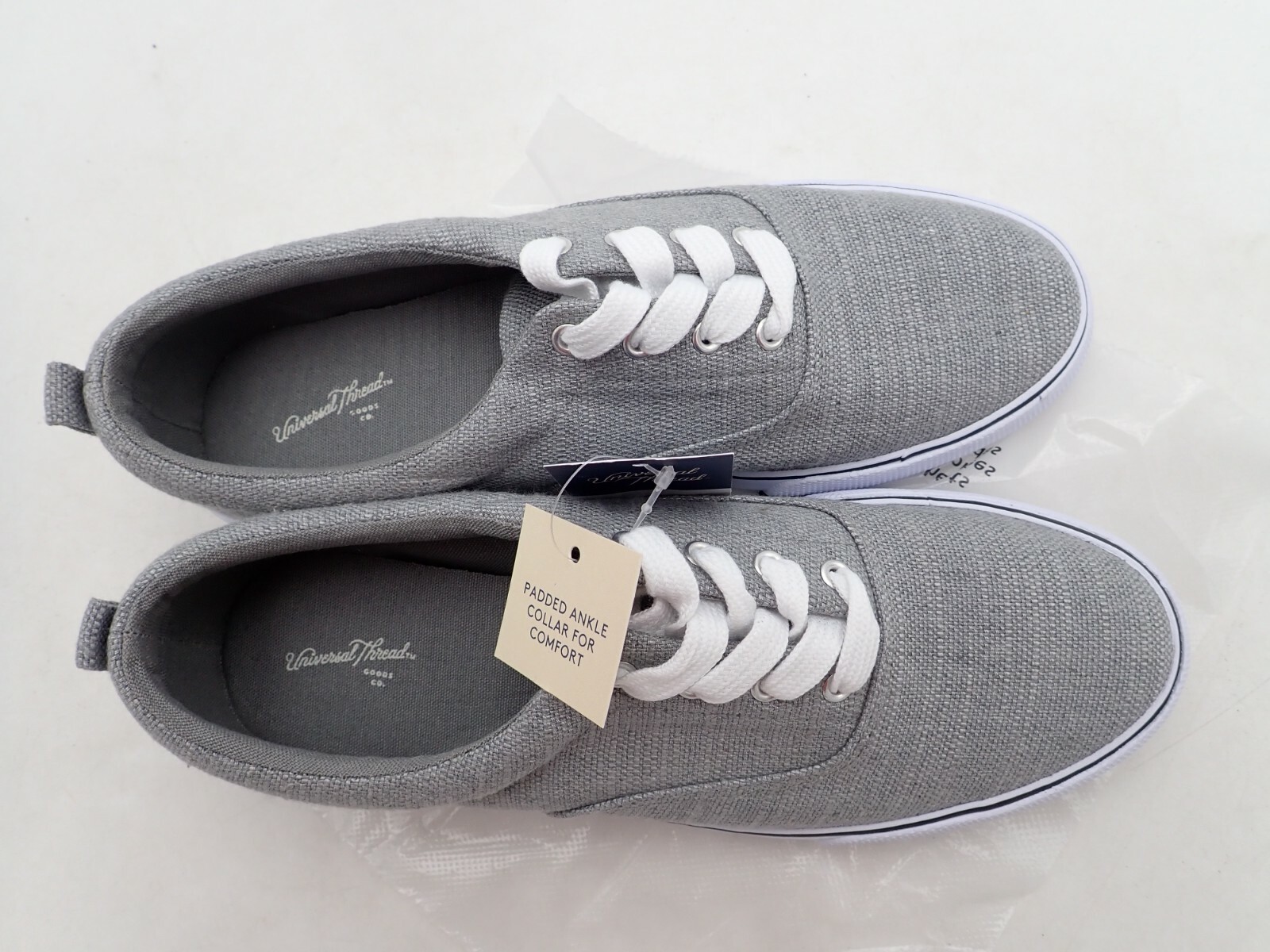 NEW Women’s Molly Apparel Sneakers – Universal Thread Size 8 M Gray