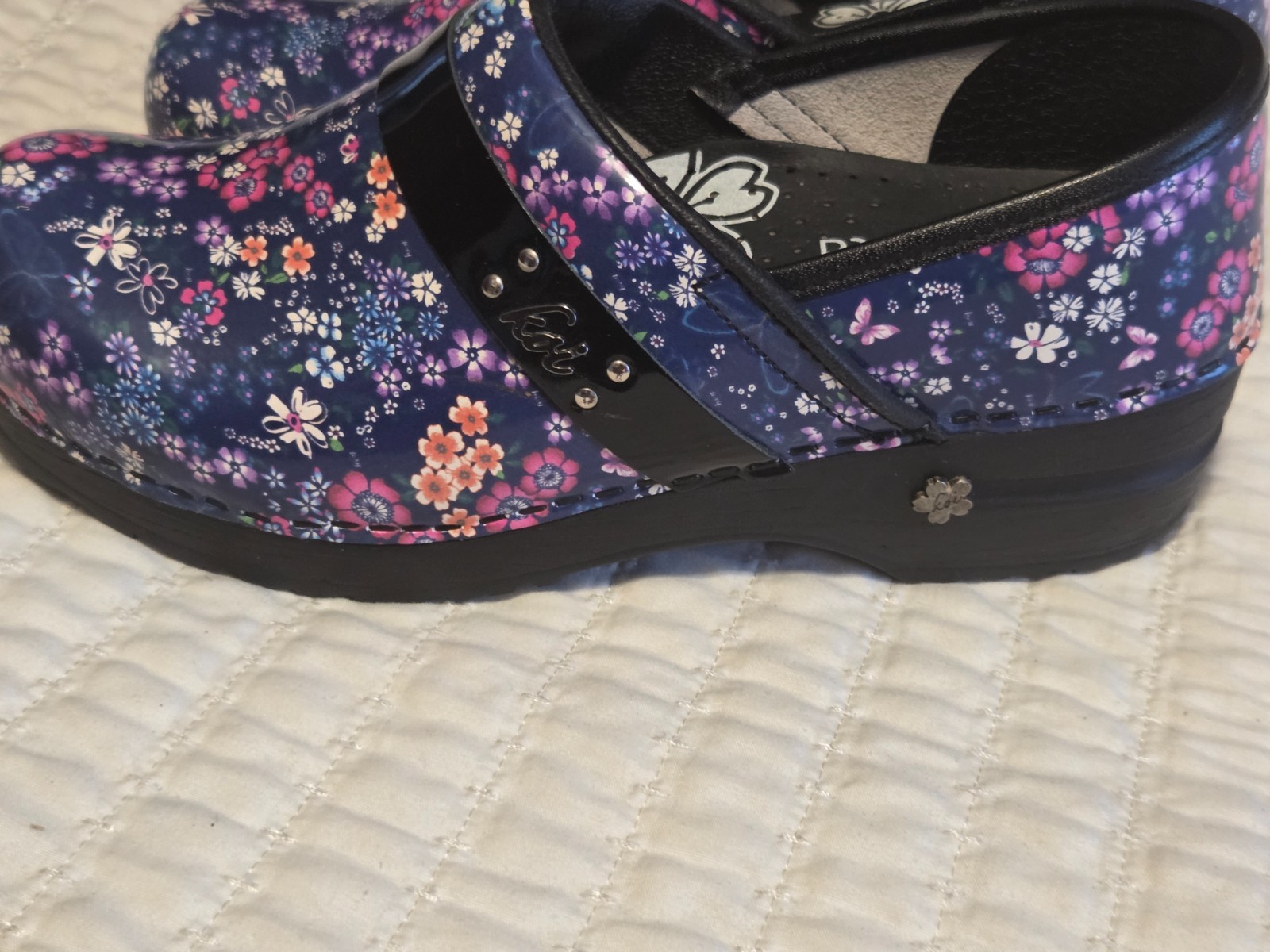 Sanita Danish Hand Painted Clogs Women’s Size 6 US 37 EU Flowers Shoes