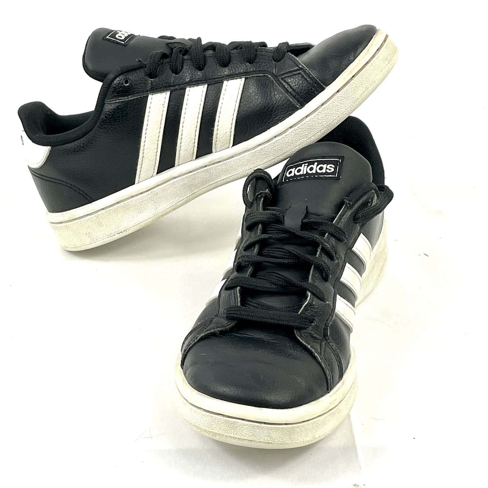 Women’s Adidas Grand Court Core Black Sneakers F36484- Size 6