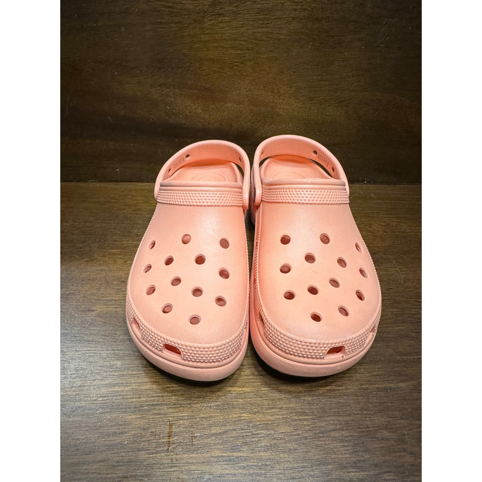 Crocs Classic Platform Clog Women 10 Comfy Lounge Retro Grunge Preppy Comfort