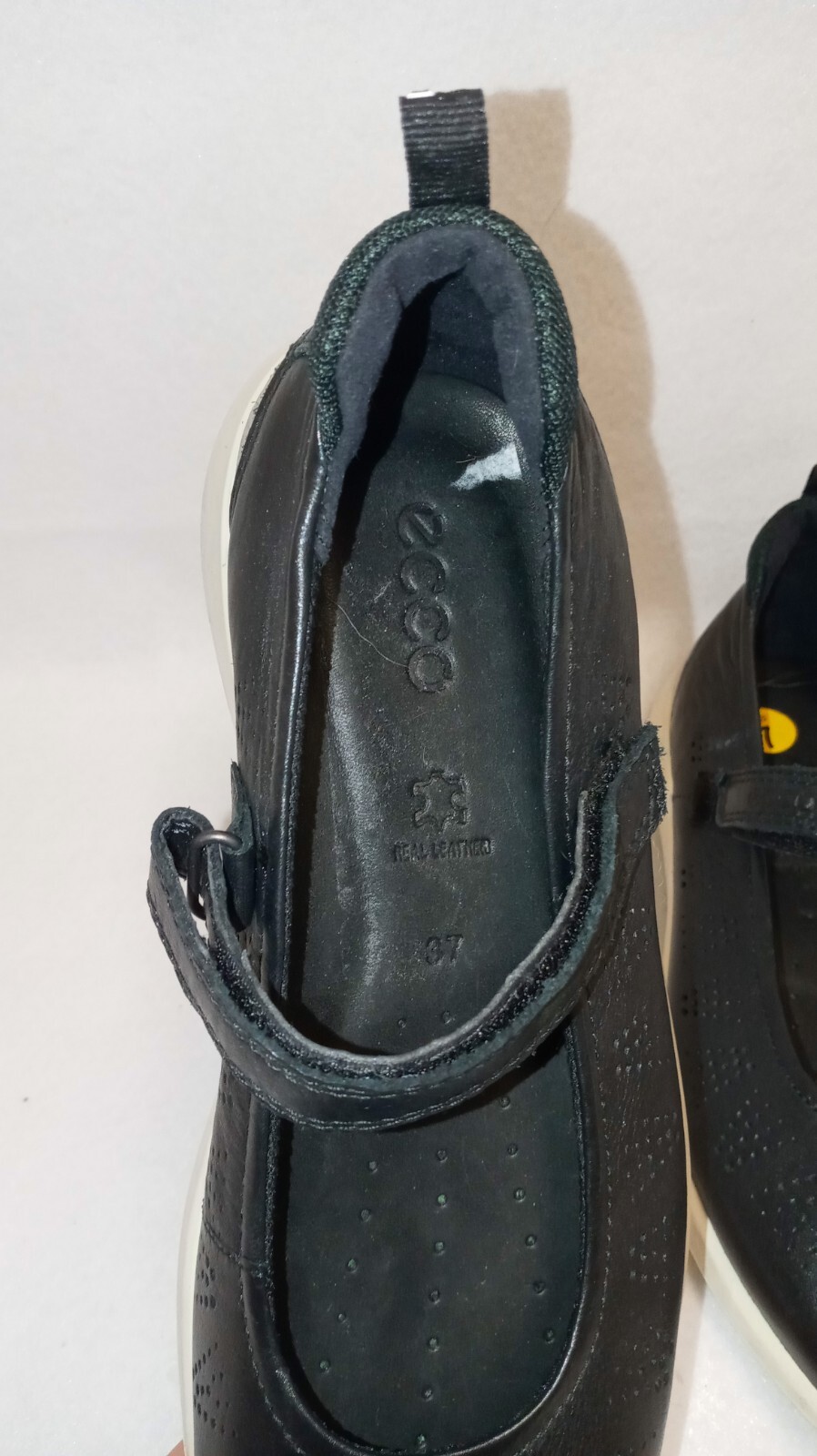 Ecco Black Leather Mary Jane Hook & Loop Shoes Size 37 / 7