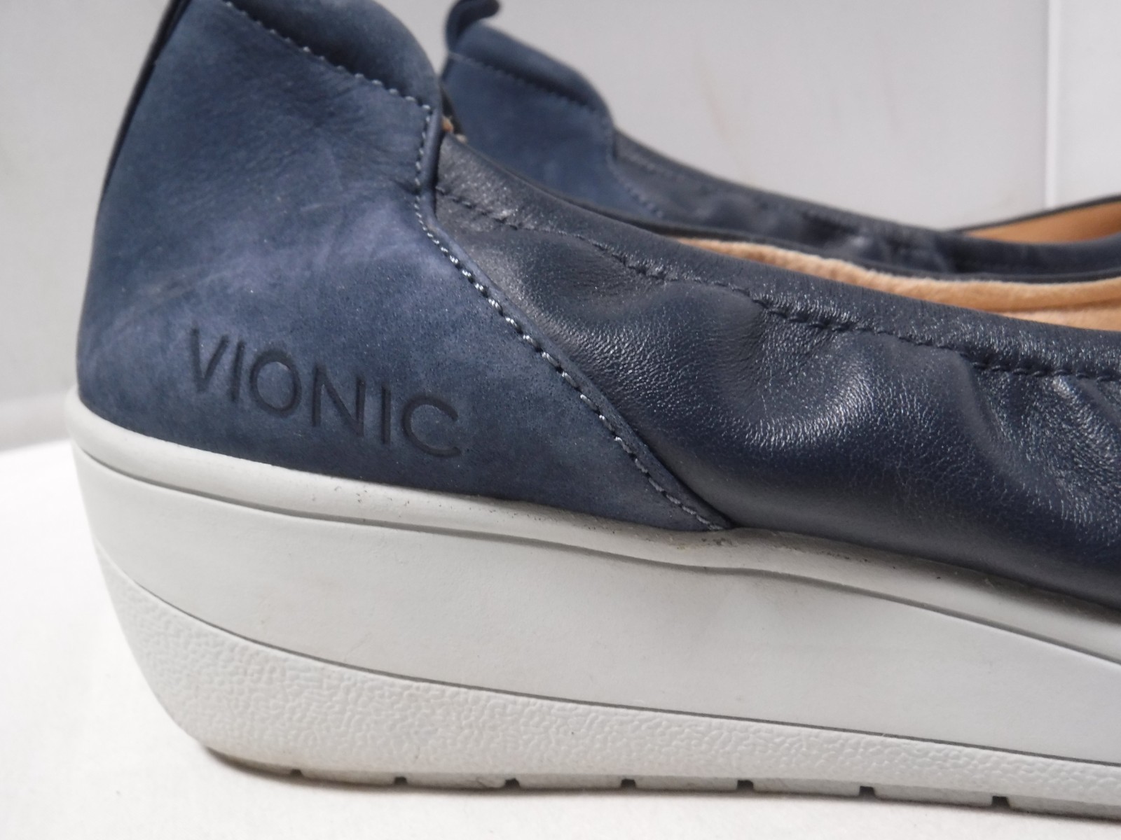 GA2 Women’s VIONIC Jacey Navy Blue Leather Comfort Wedge Career Shoes Sz 8