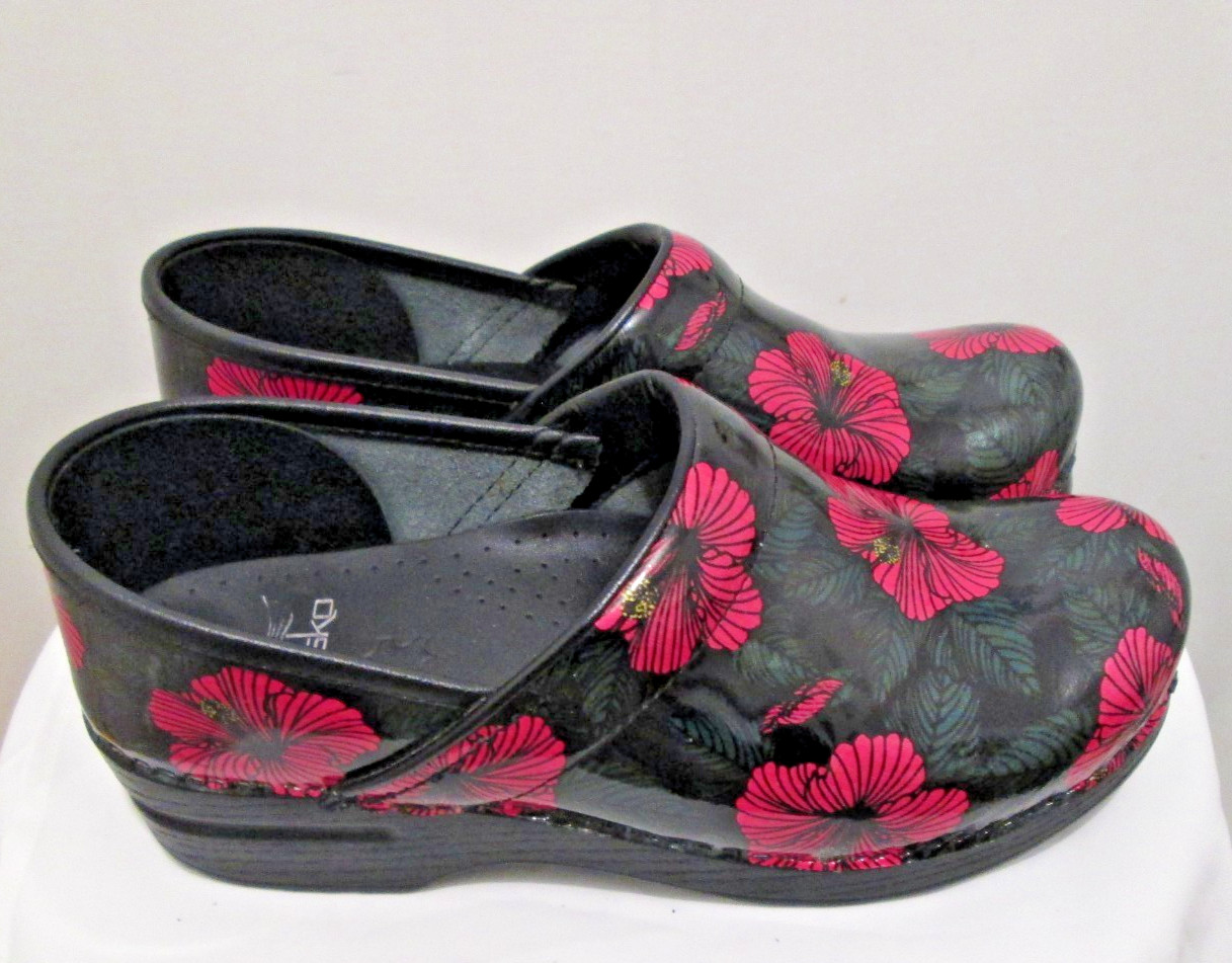 Dansko Clogs Size 39 Flower Motif