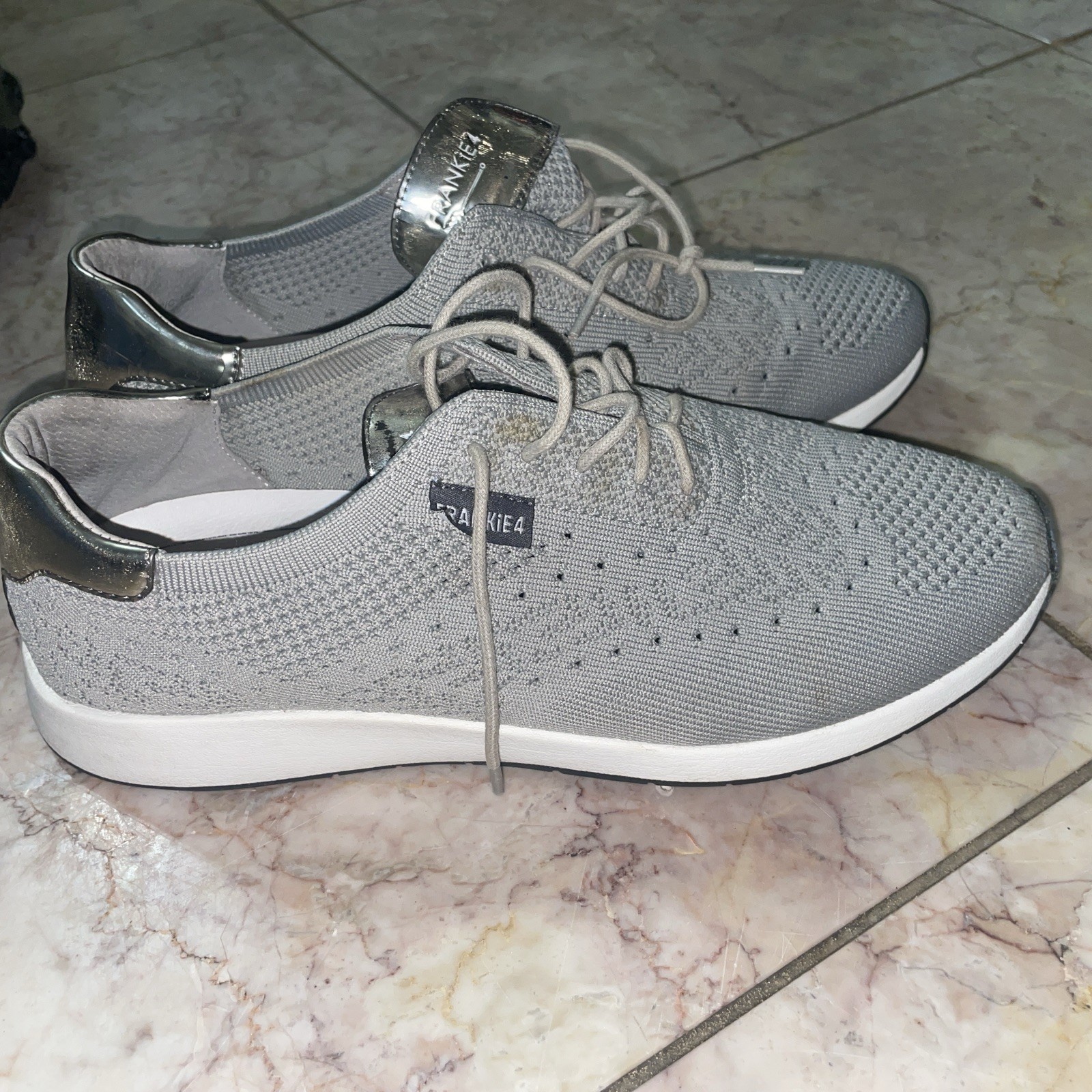 Frankie4 Women 10 Gray Lace Up Comfort Casual Sneaker Walking Vacay Shoe