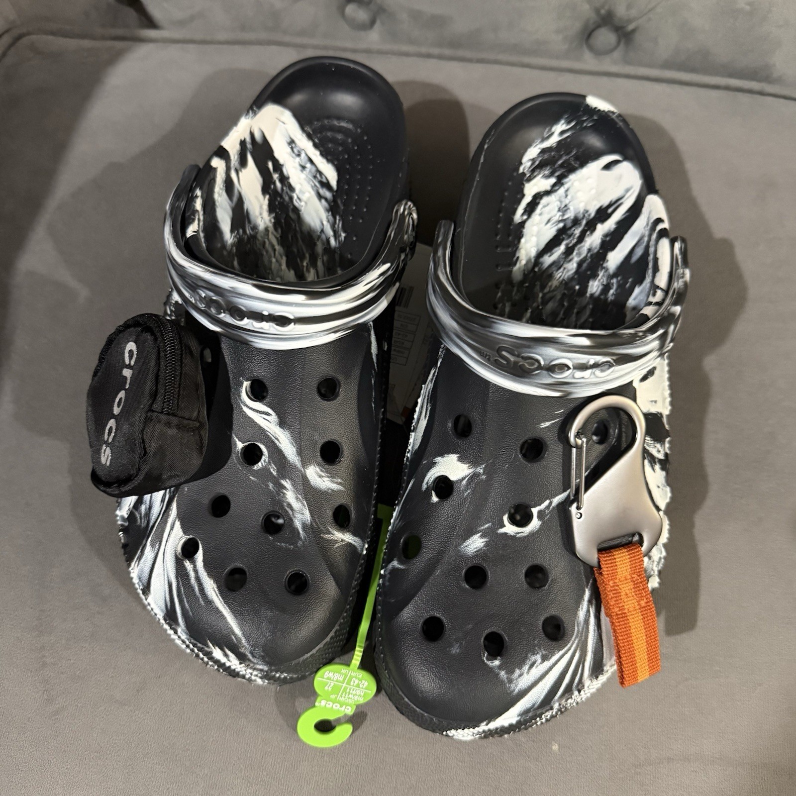 New CROCS Baya Marbled Pouch Clog Black/White Unisex W11 / M9