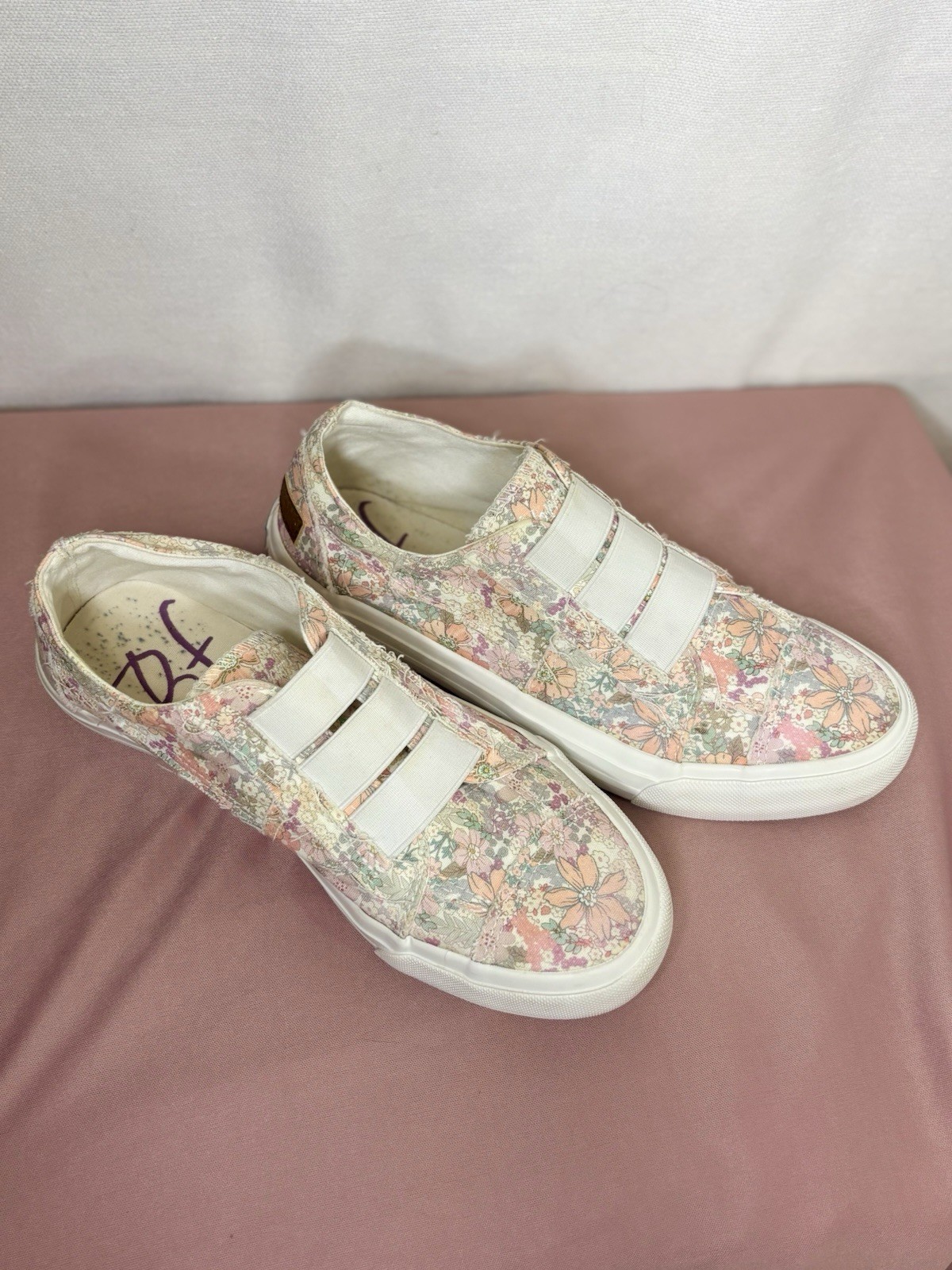 BLOWFISH MALIBU Maura Pink Toned Floral Slip On Sneakers Size 8 1/2M