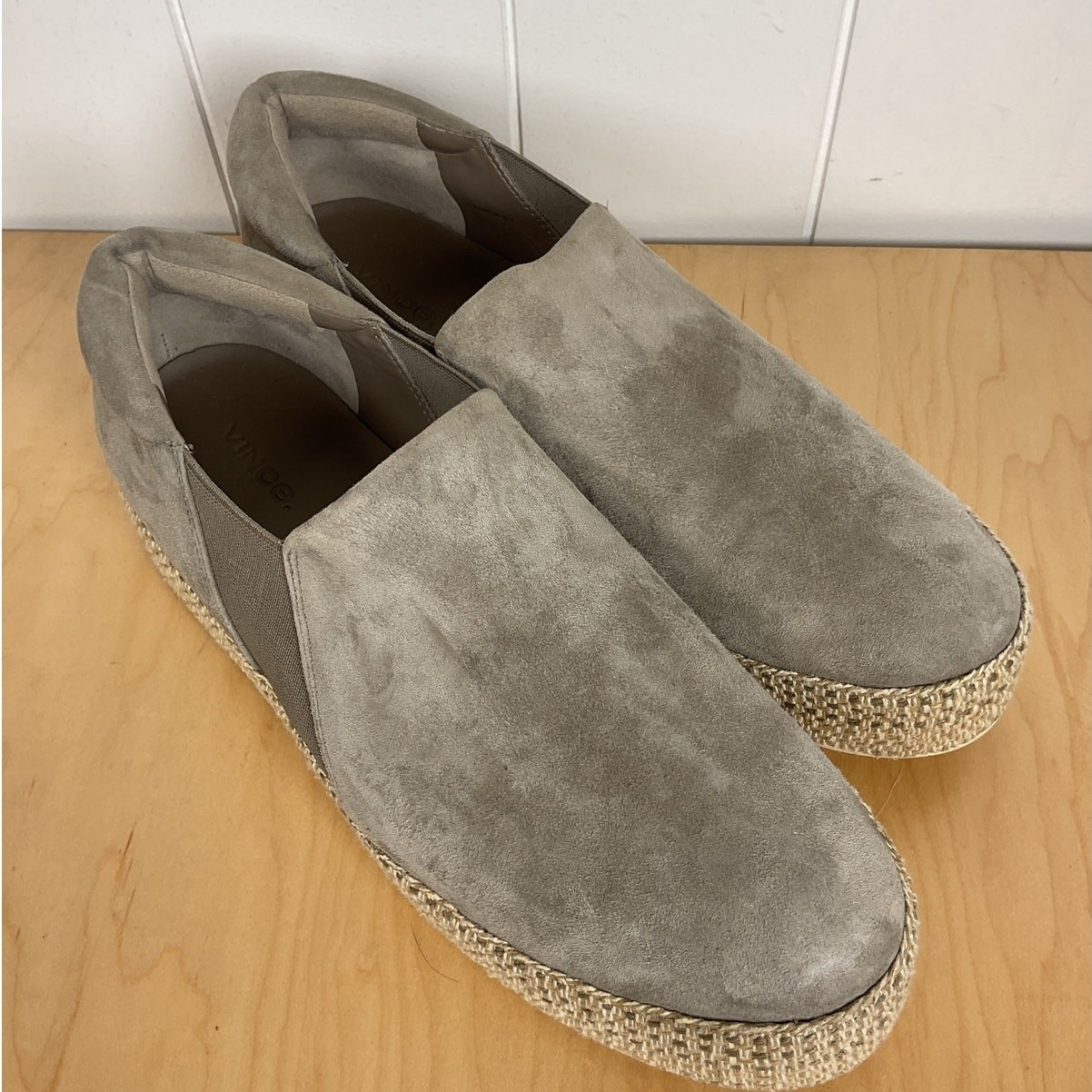 Vince Women’s Wilden Suede Espadrille Dove Gray Slip On Sneaker Platform 9 1/2