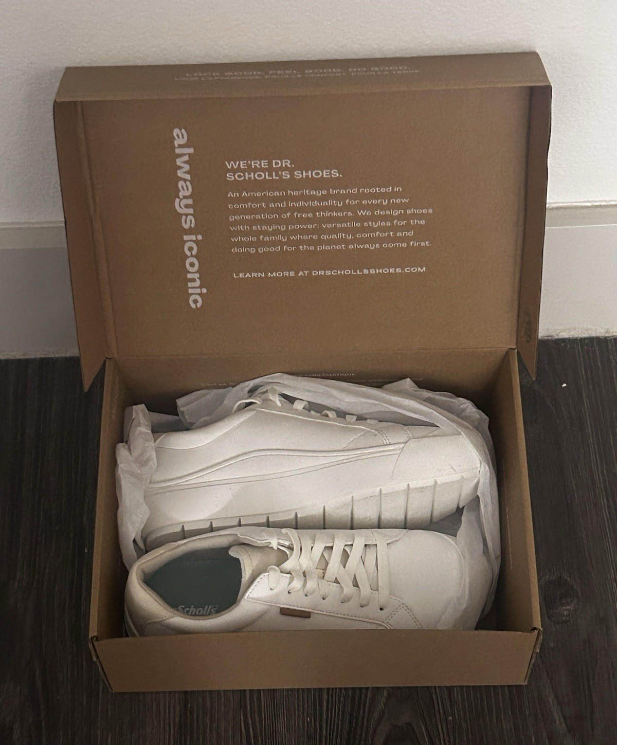 NEW – Dr. Scholl’s White Lace-Up Sneakers US 8 Wide Fit