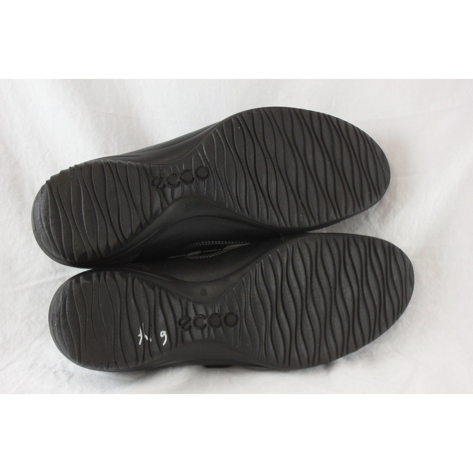 ECCO Black Leather Suede Hook and Loop Walking Shoes Sneakers Womens 40 US 9