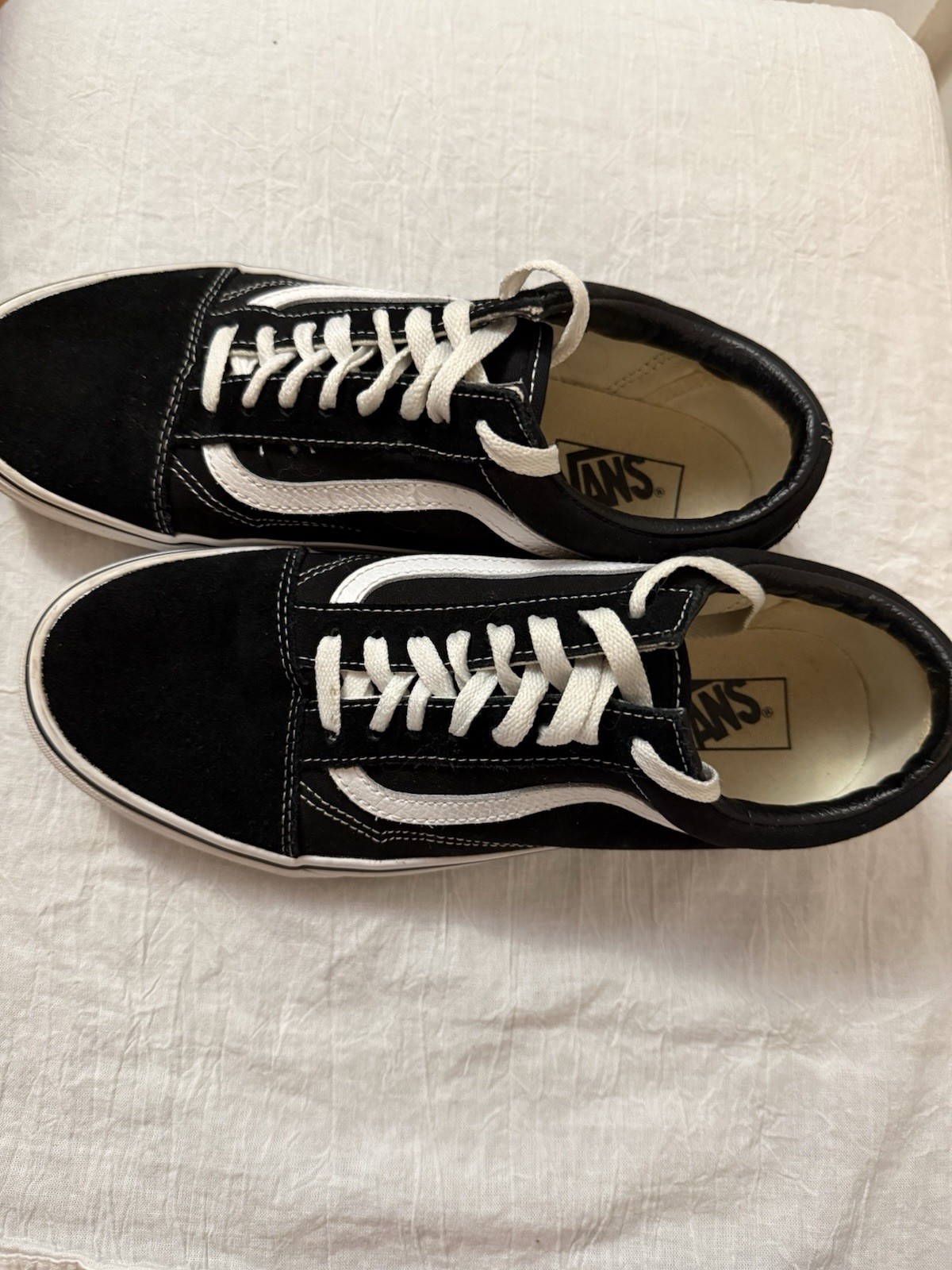 Vans Old Skool Black With White Stripe unisex Size 10 US