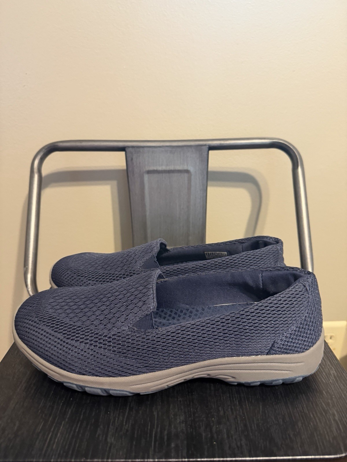 Skechers Relaxed Fit Air-Cooled Memory Foam Slip On Shoes Women’s 8 Navy Mesh