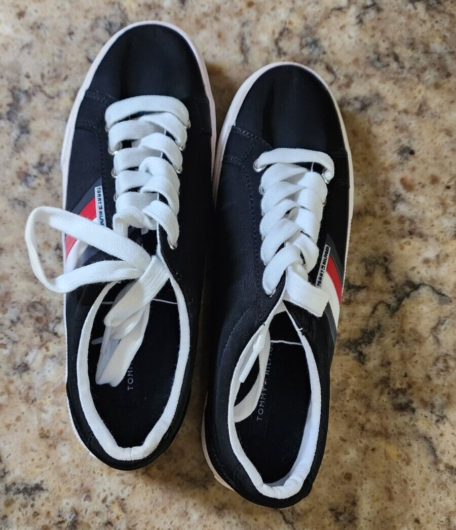 Tommy Hilfiger Women’s Twlightz Sneakers Black Sz 7.5 Lace Up New