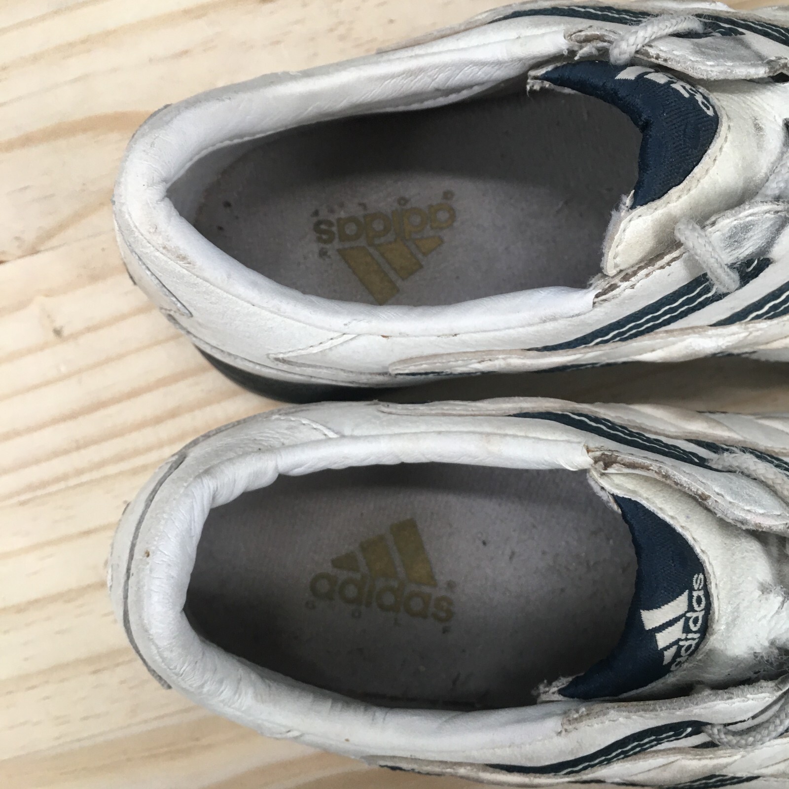 Adidas Shoes Womens 7.5 Golf Cleats Sneakers White Lace Up Low Top Comfort