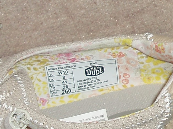 Women’s HEY DUDE Wendy Rise Stretch Dove shoes , size 10 , NEW