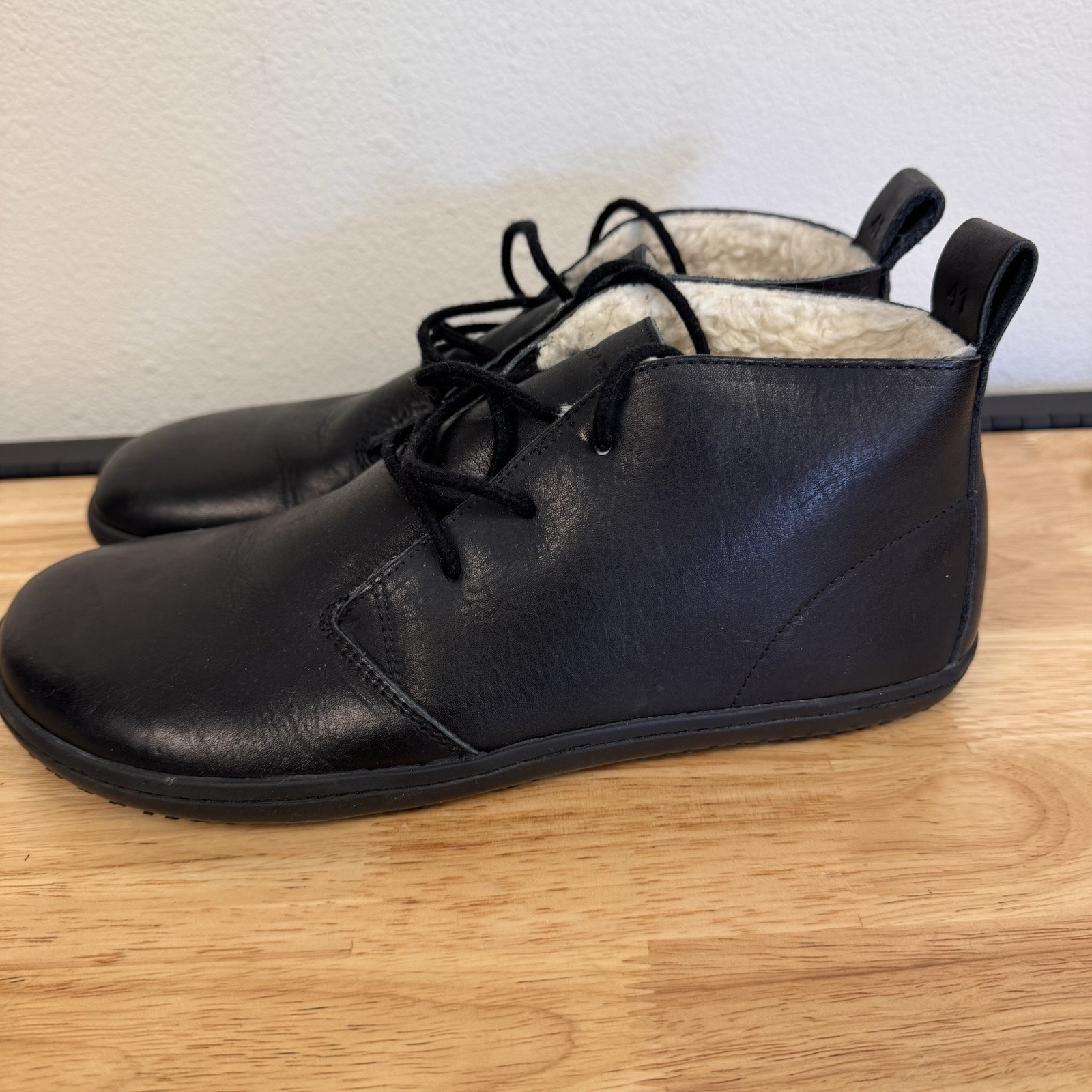 VivoBarefoot Gobi III Chukka Lined Black Leather Desert Boots Sz 8/41 Men’s