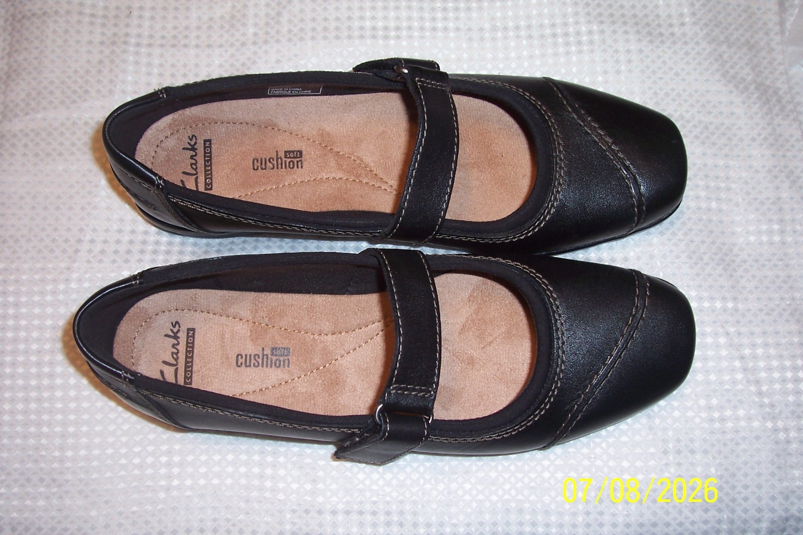 Clarks Women’s Sz. 9.5M Black Hook & Loop Mary Jane Comfort Shoes
