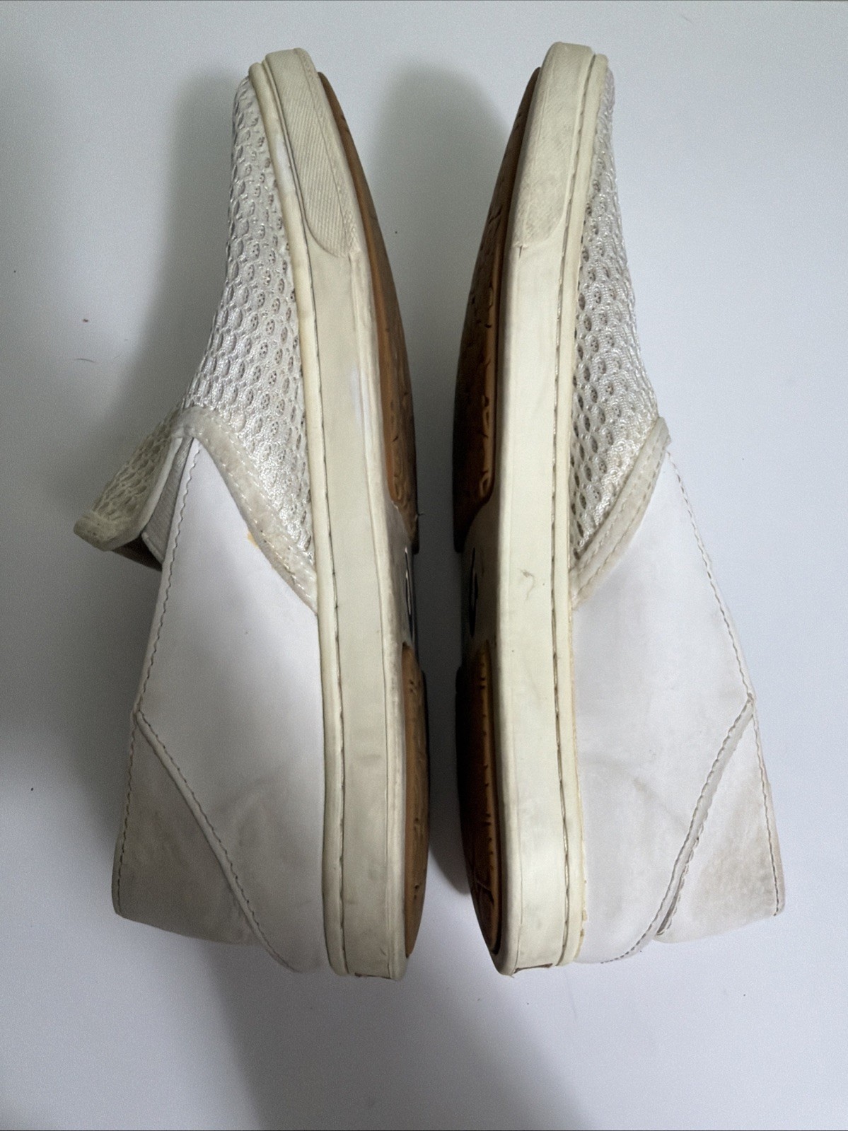 Olukai Shoes Womens 7 Pehuea Slip On Comfort Sneakers 20271-WBWB White Stains