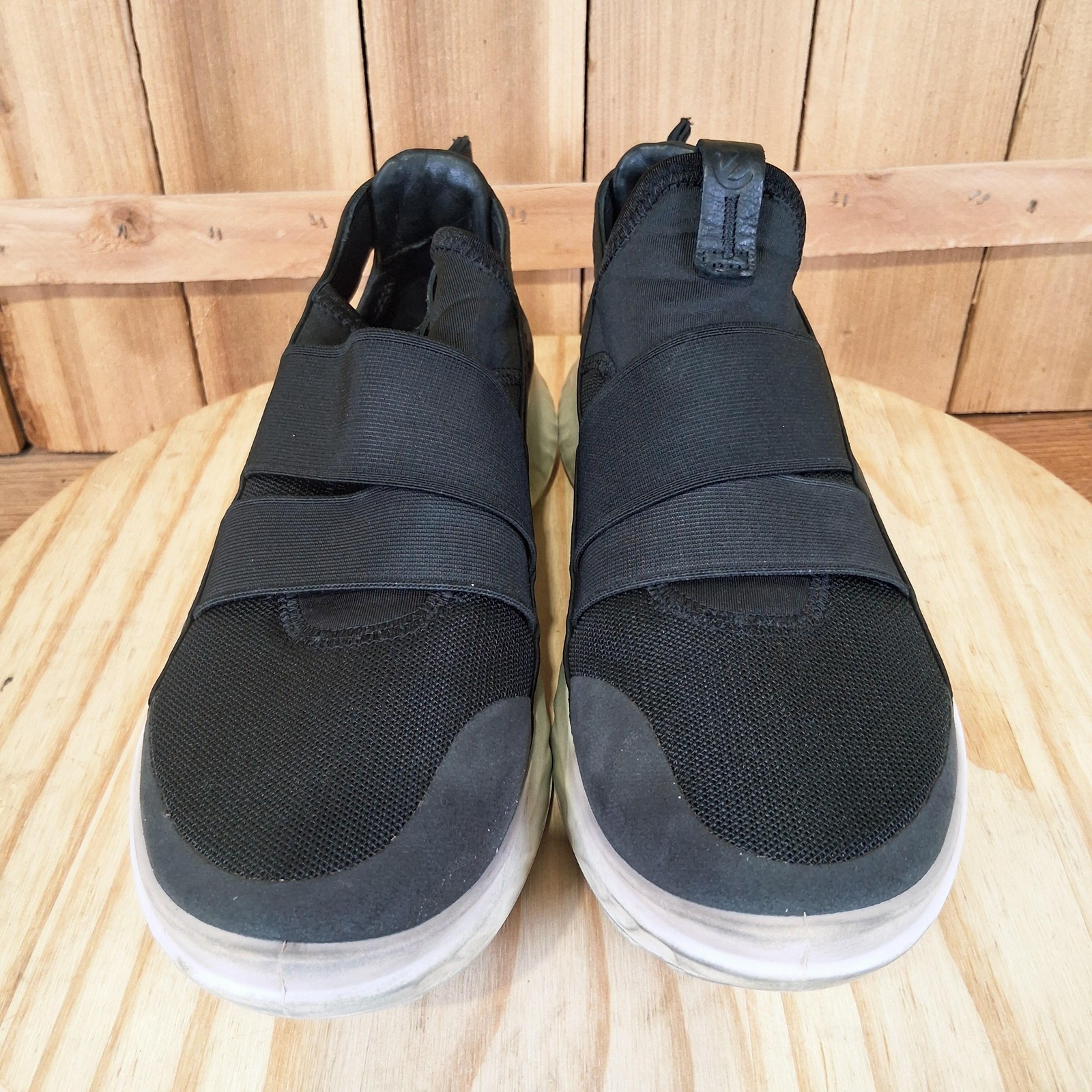 ECCO ST.1 Shoes Womens 8 Black Leather Slip On Strap Comfort Walking Sneakers