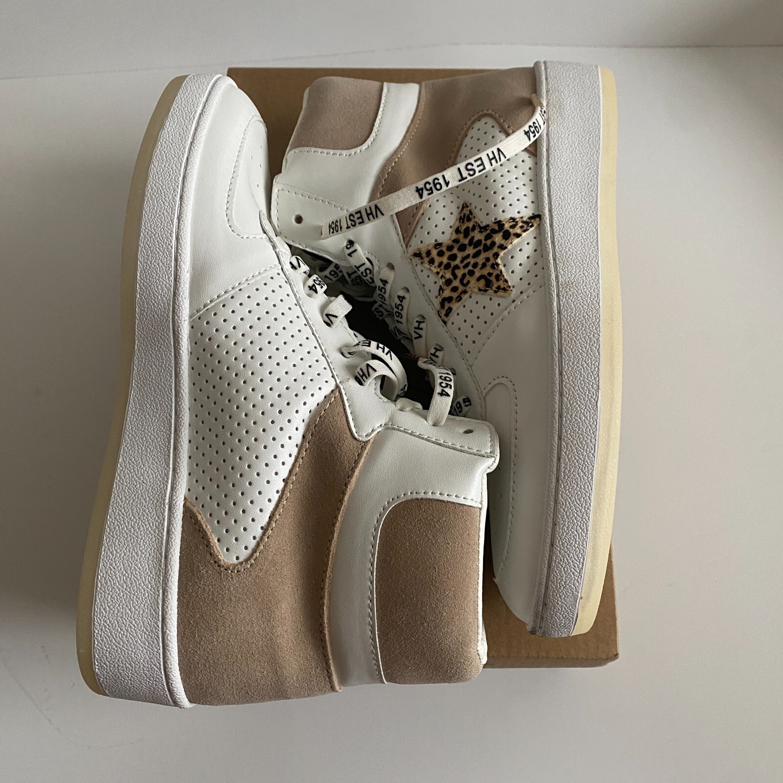 NWT Vintage Havana Layup Tan Matt Glitter Multi High Top Sneakers Size 6 Fall