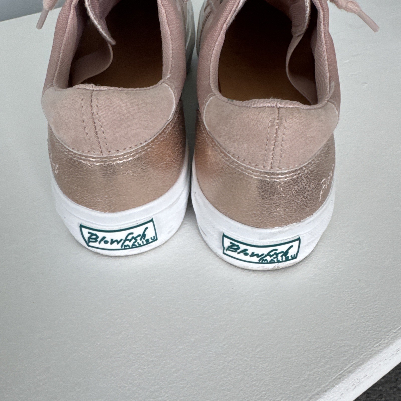 Blowfish Malibu Tie/Slip On Sneaker Dusty Pink Size 9